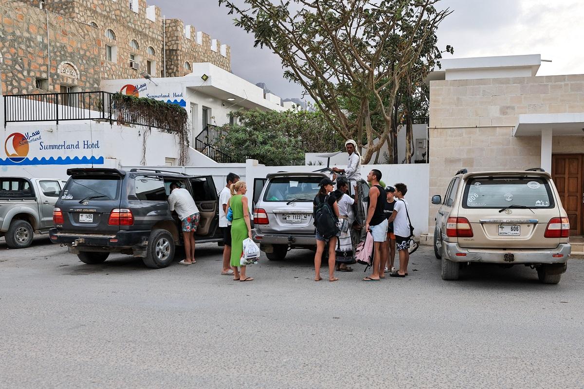 Tourists on remote Yemeni island stranded after Saudi, UAE rift