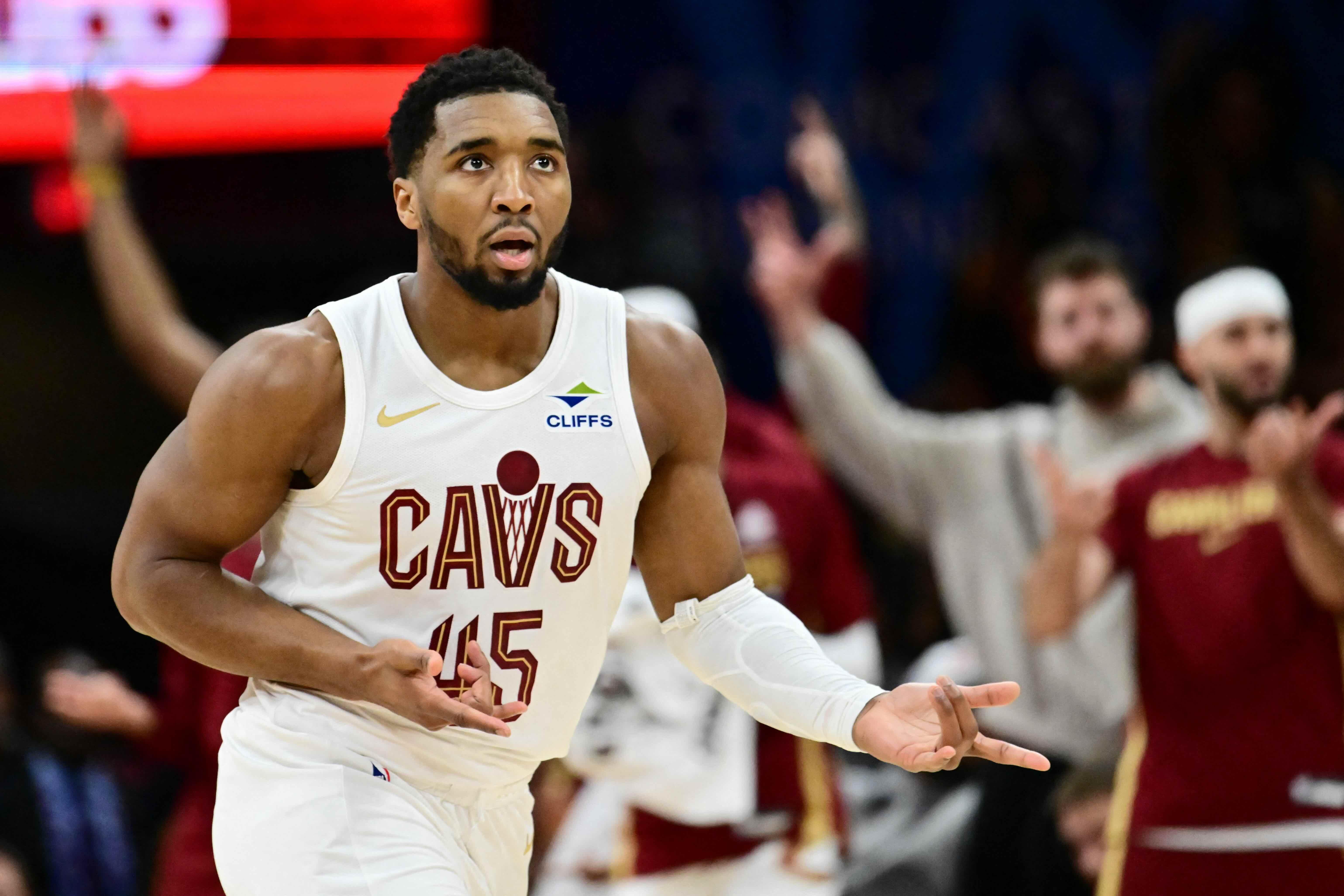 NBA: Five Cavs score 20-plus points as Wolves' win streak ends