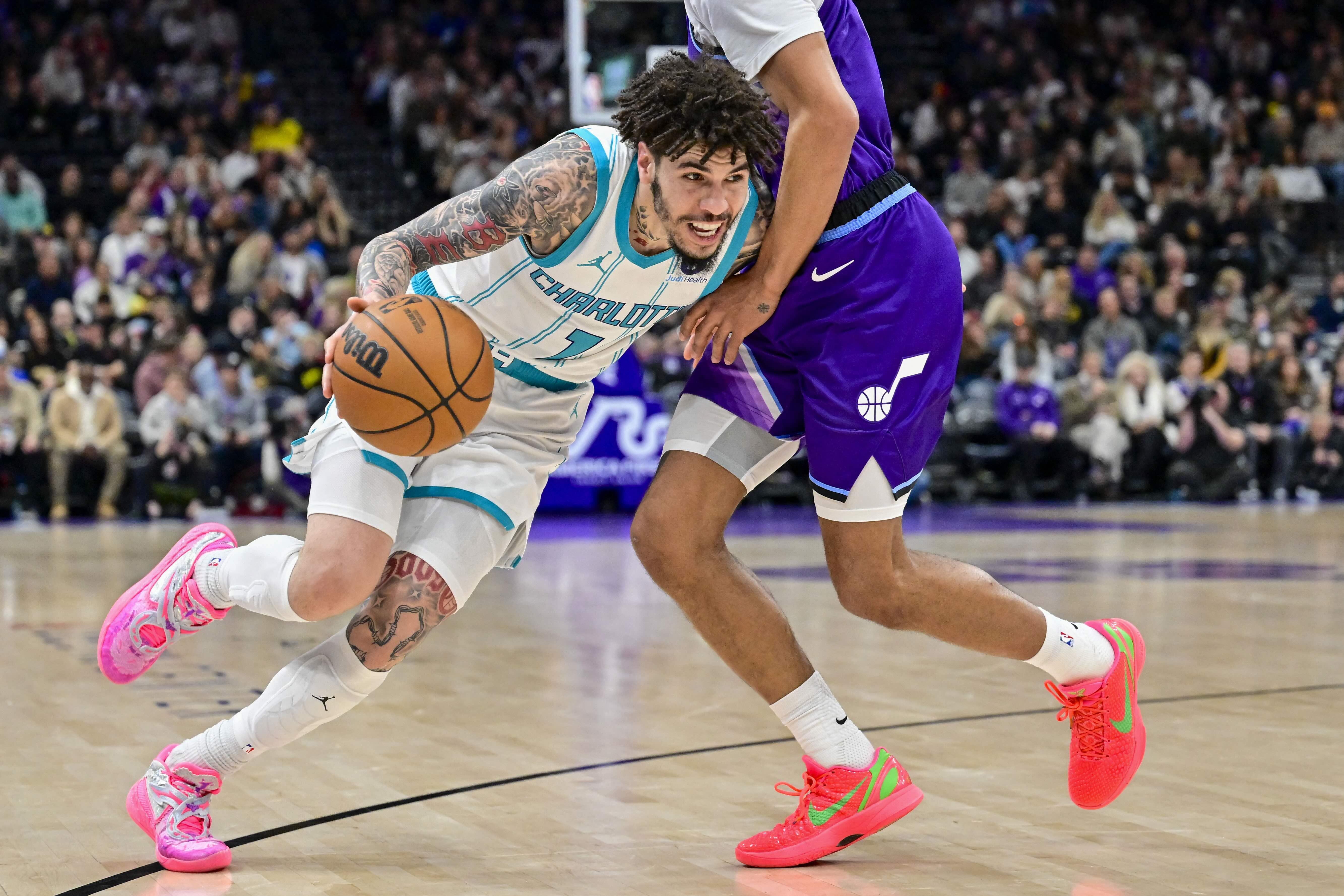 NBA: Hornets sink 24 treys in 55-point rout of Jazz