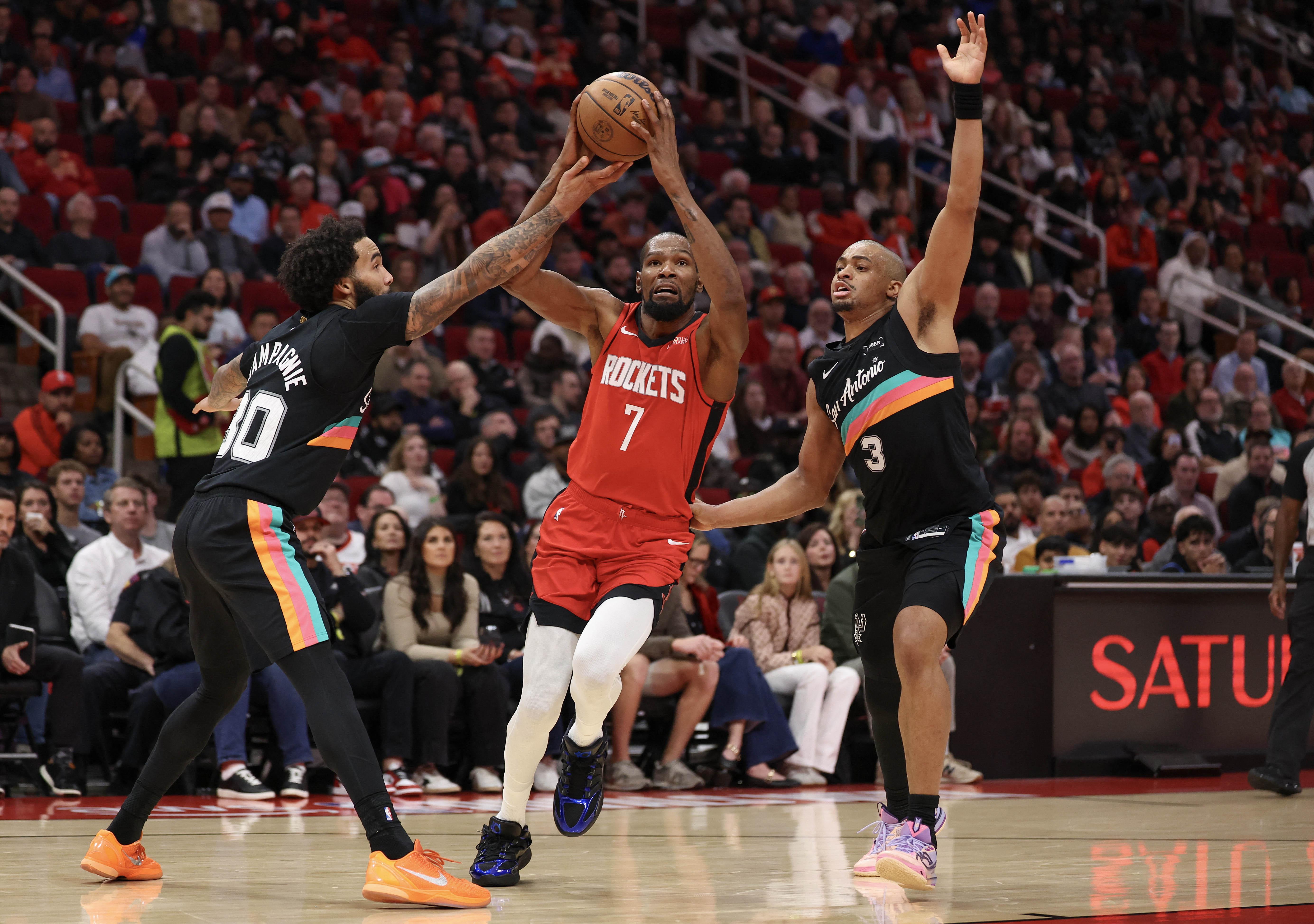 NBA: Rockets' Kevin Durant vs Spurs