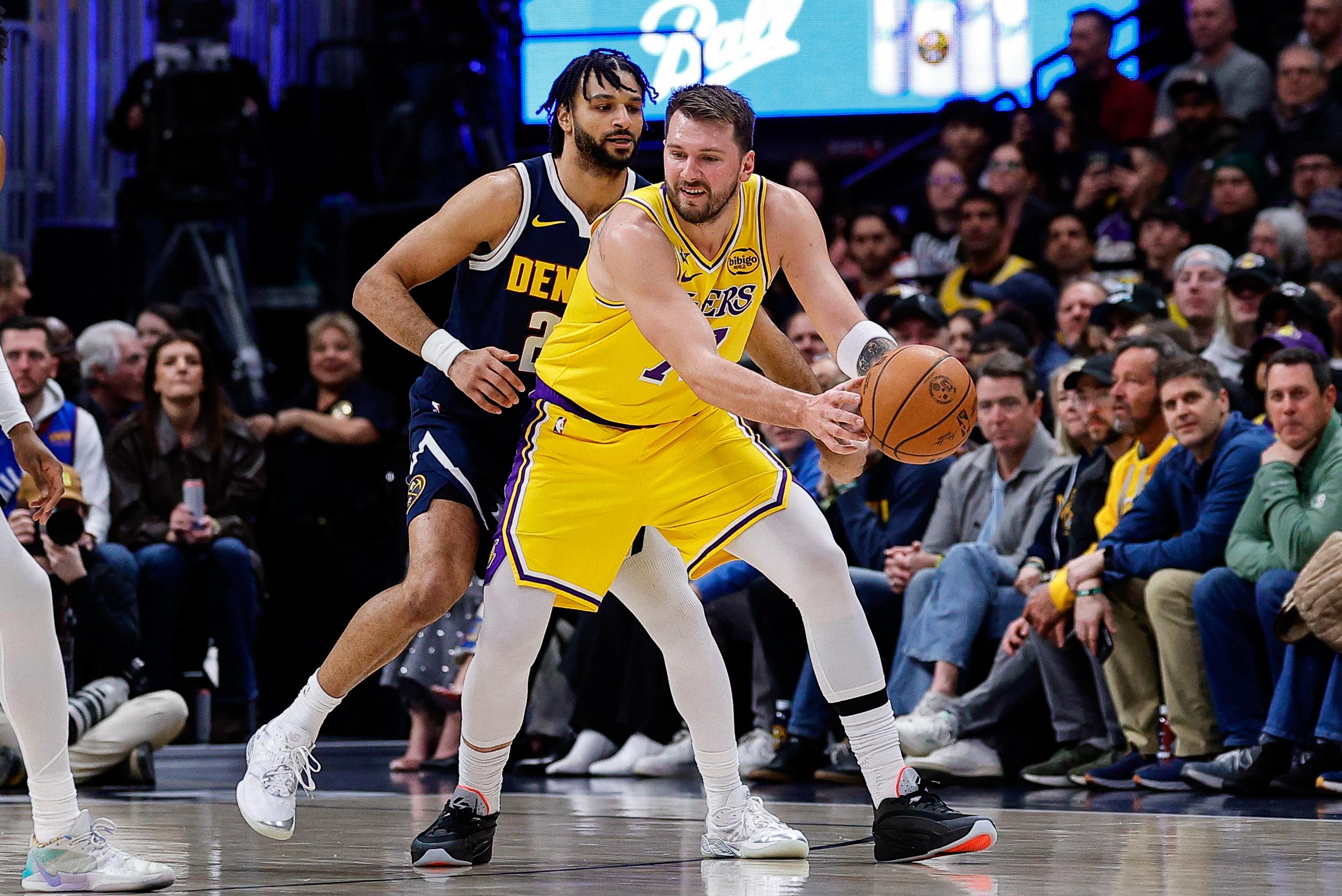 NBA: Lakers use strong 2nd half to surge past Nuggets