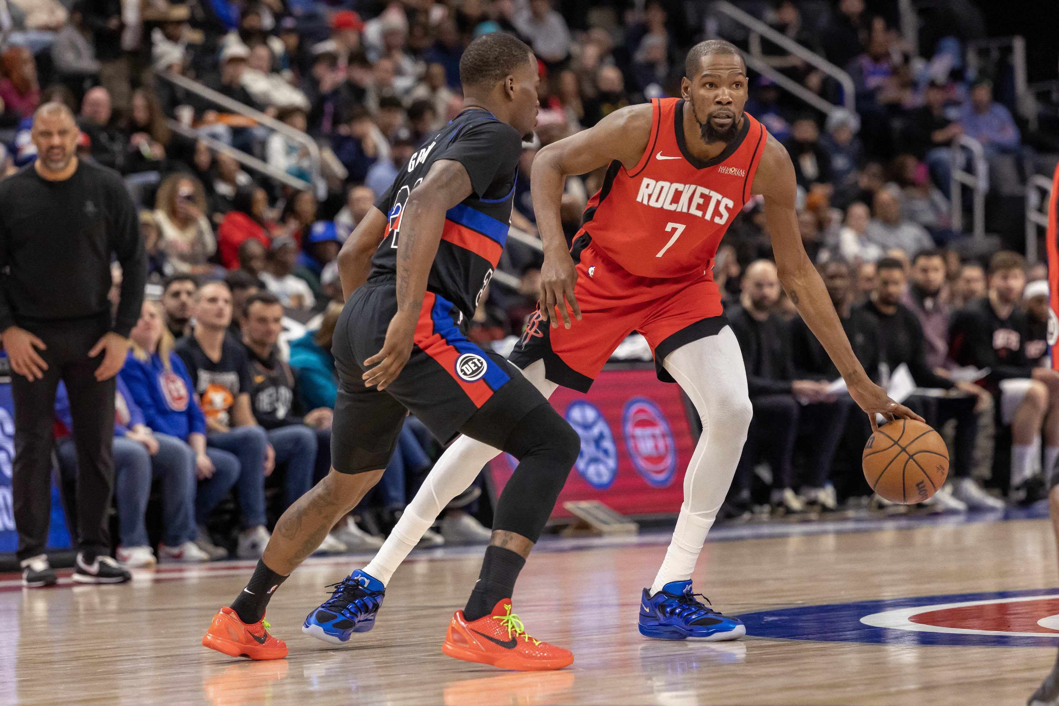 NBA: Kevin Durant scores 32 as Rockets end Pistons' streak