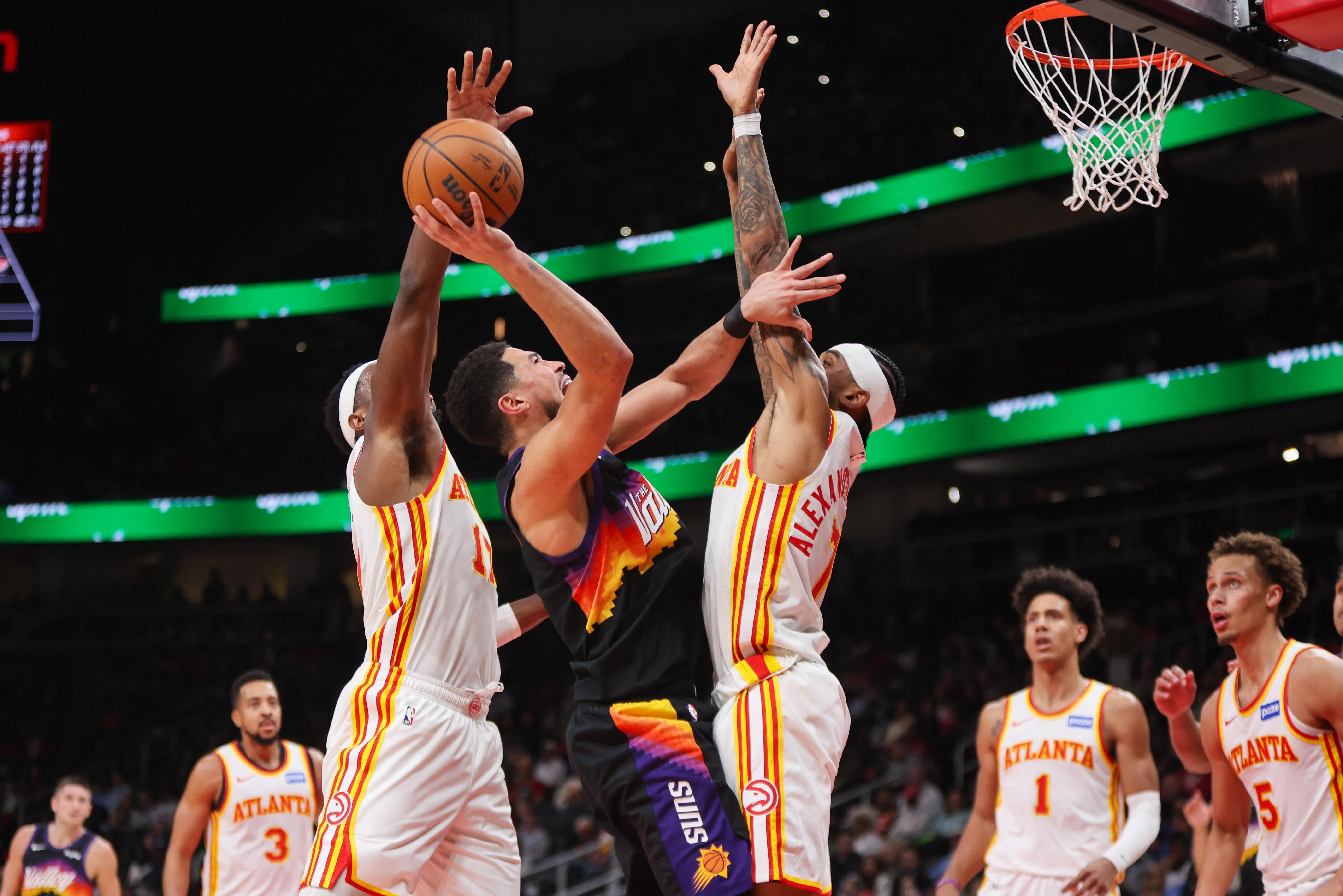 NBA: Hawks down Suns after Devin Booker exits with ankle injury