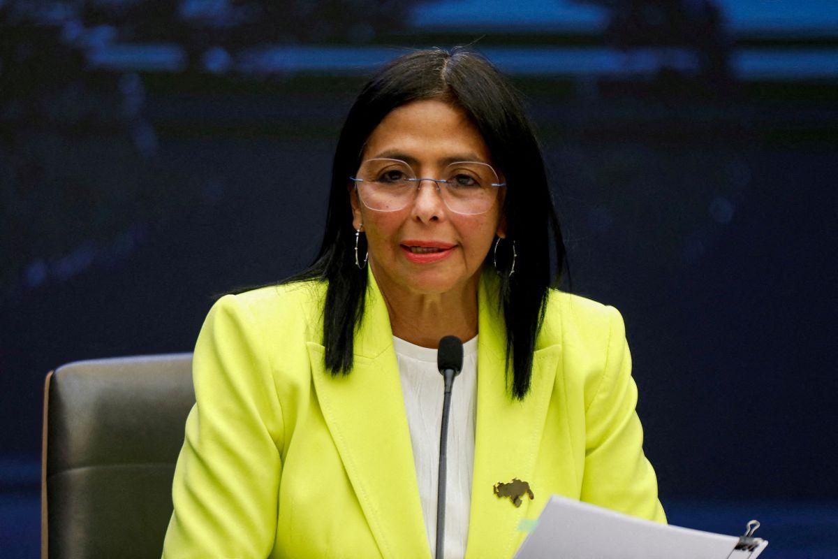 Venezuela military recognizes Maduro’s VP Delcy Rodriguez as acting president