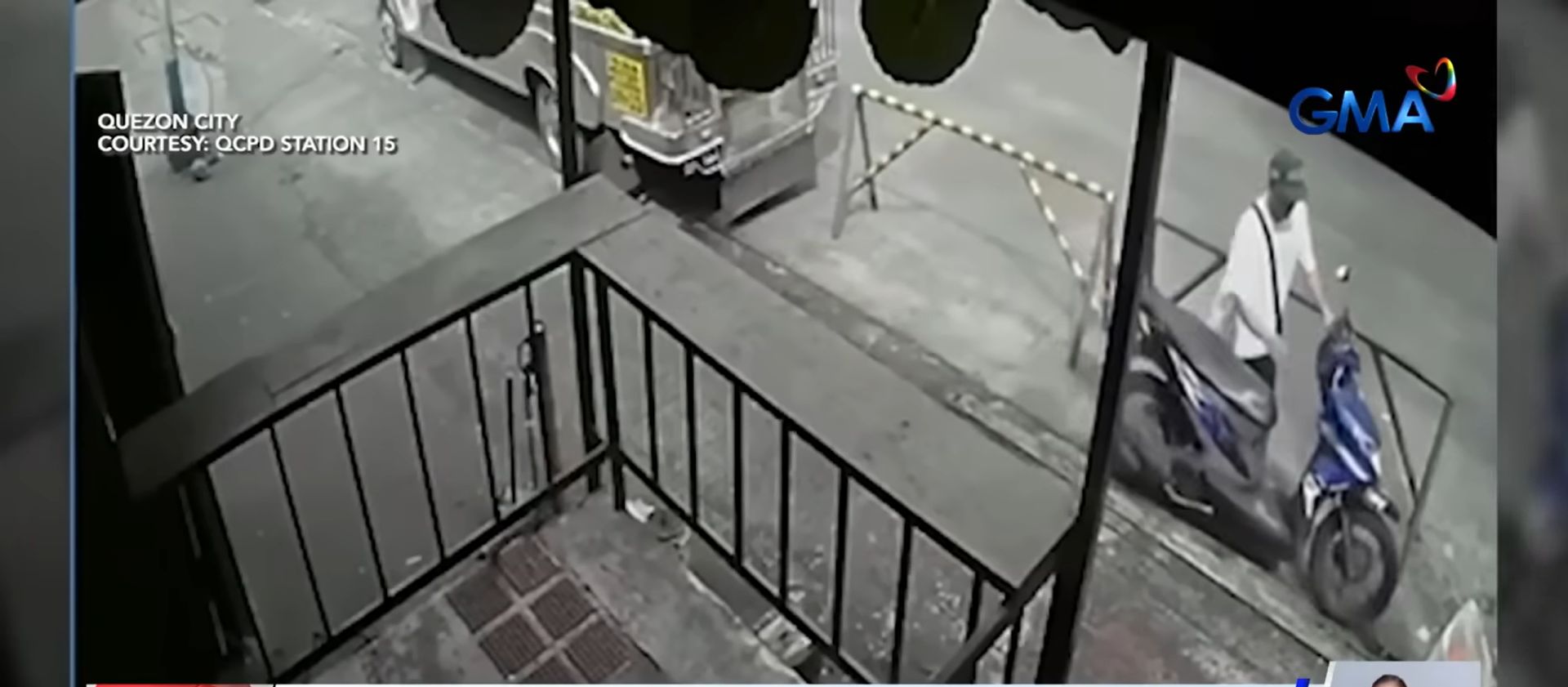 Lalaki, huli matapos tumangay ng nakaparadang motorsiklo sa QC