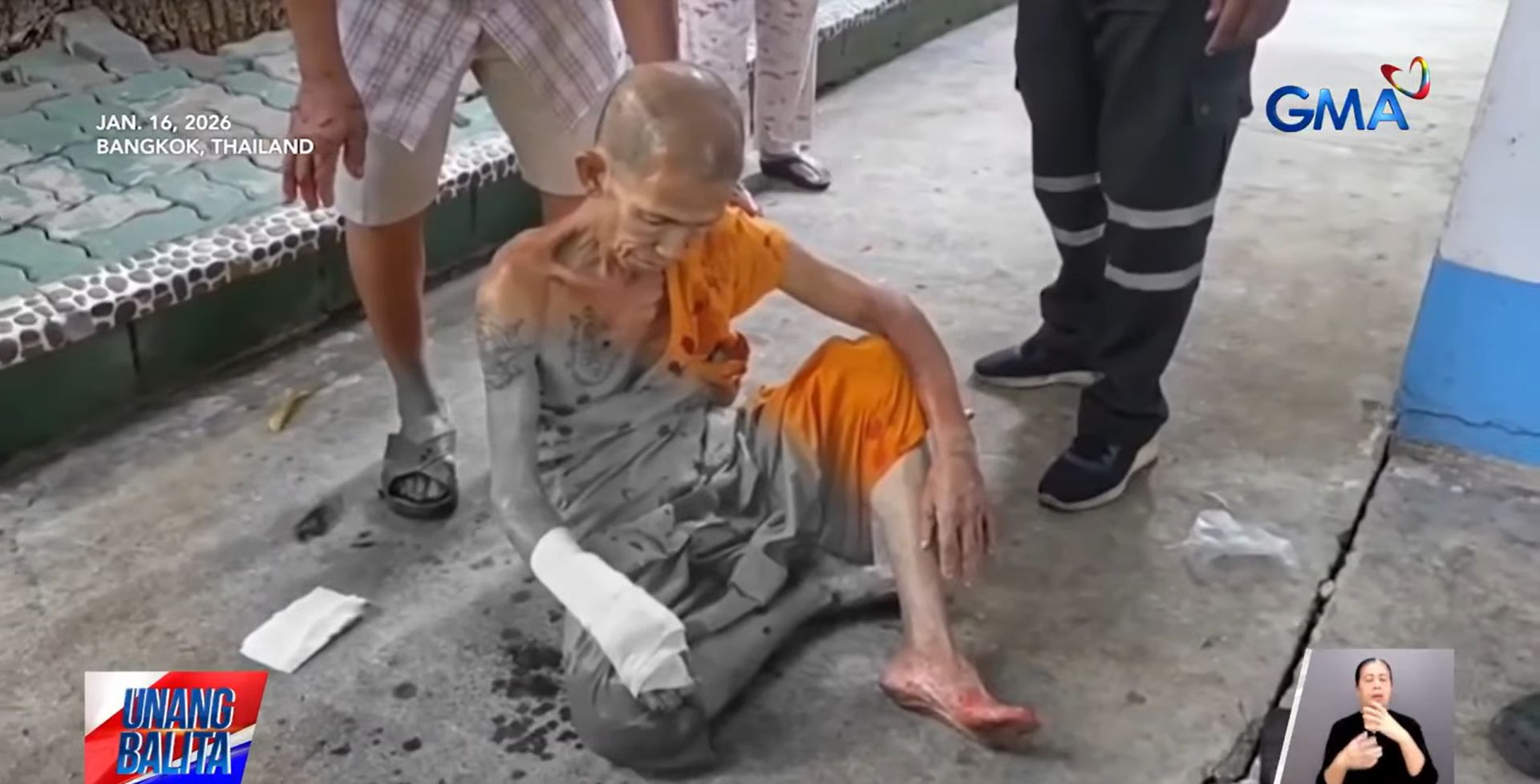 Monghe, sugatan nang tuklawin at puluputan ng sawa sa Thailand
