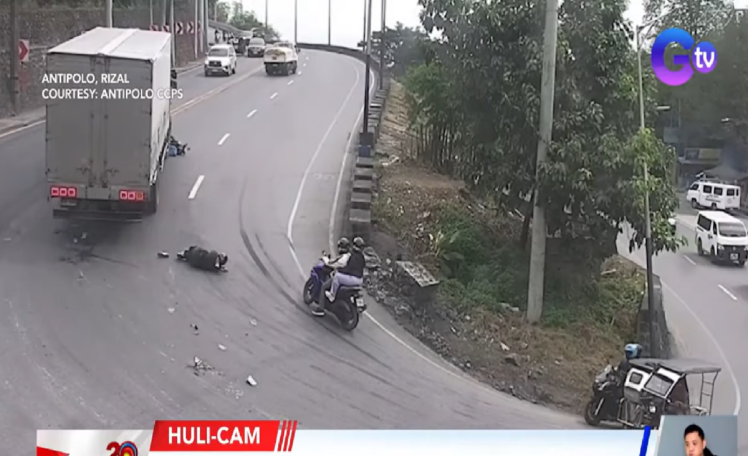Motorsiklo, nahagip ng truck sa zigzag road sa Antipolo, Rizal; rider patay, sugatan ang angkas