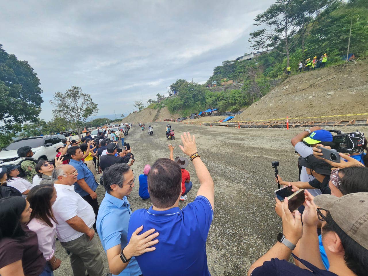 DPWH opens detour road to ease travel woes in Bukidnon and Davao