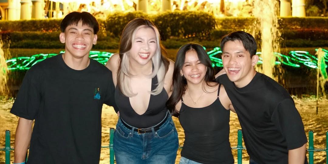 Carlos Yulo bonds with siblings Eldrew, Eliza