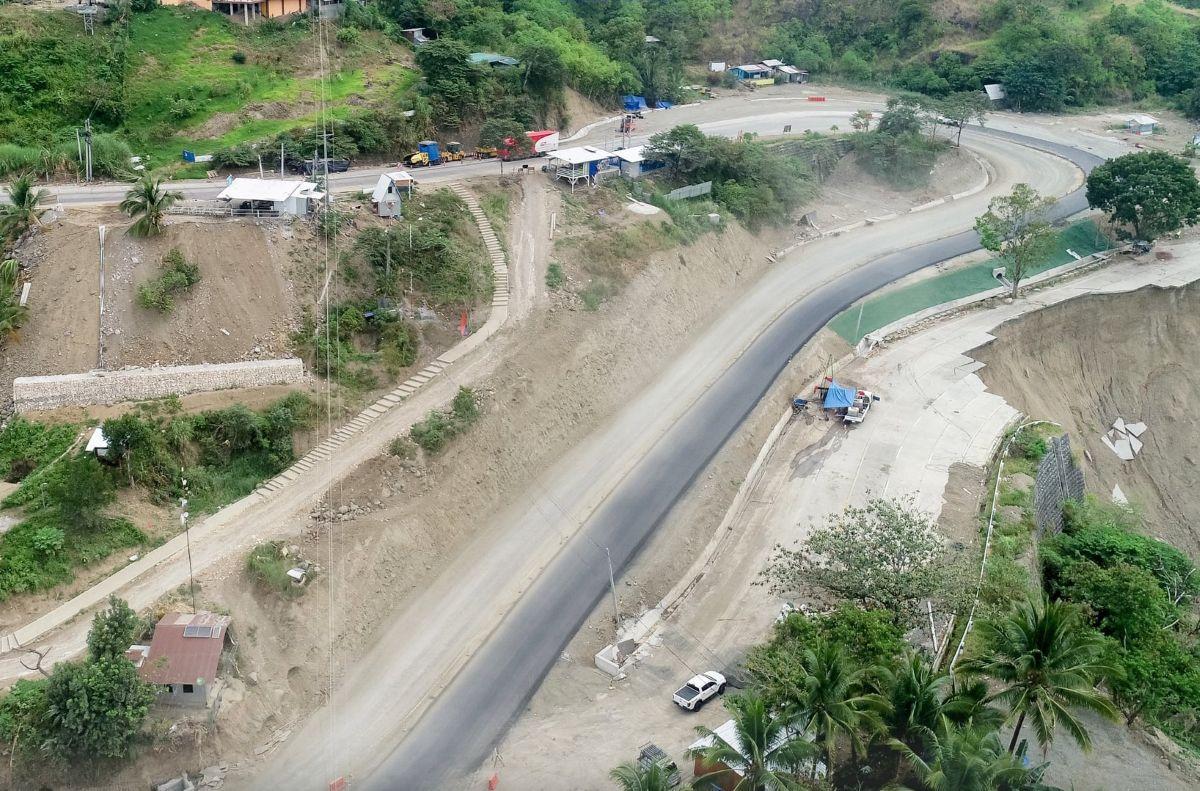 Detour road near Bukidnon landslide site