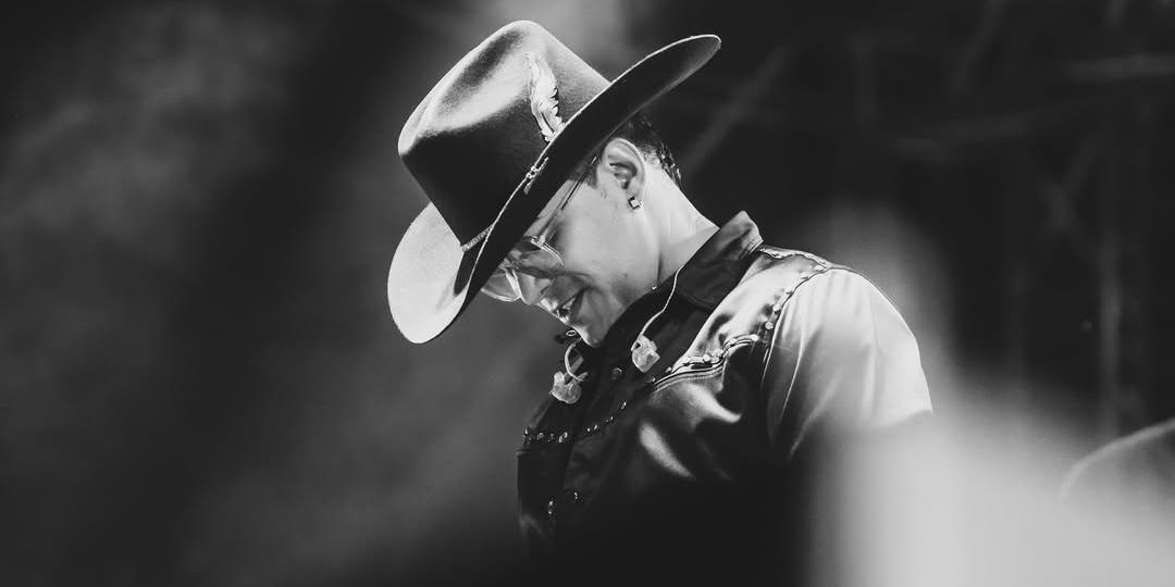 Colombian singer Yeison Jimenez dies in plane crash