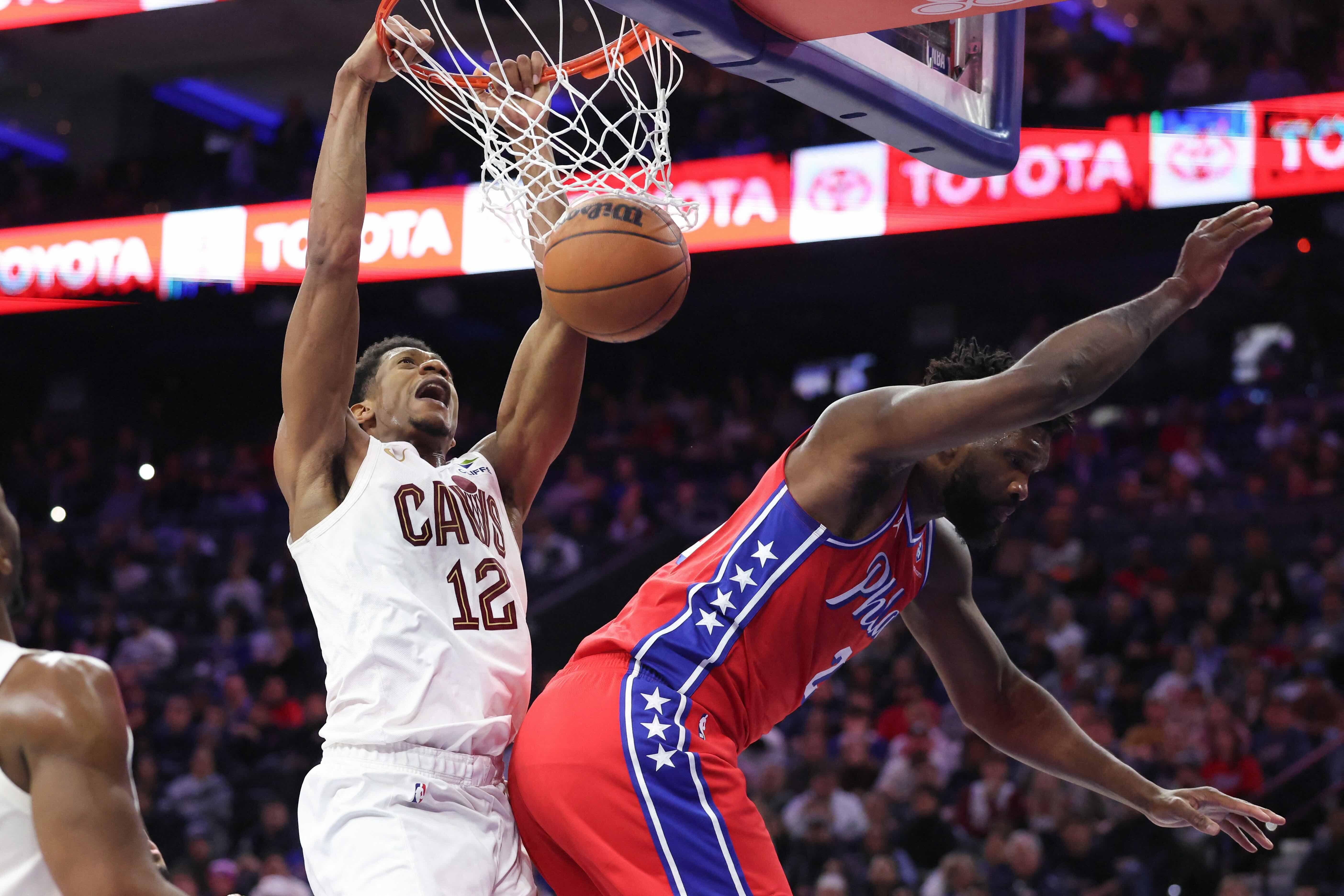 NBA: Cavs' De'Andre Hunter to Kings for Dennis Schroder, Keon Ellis —report