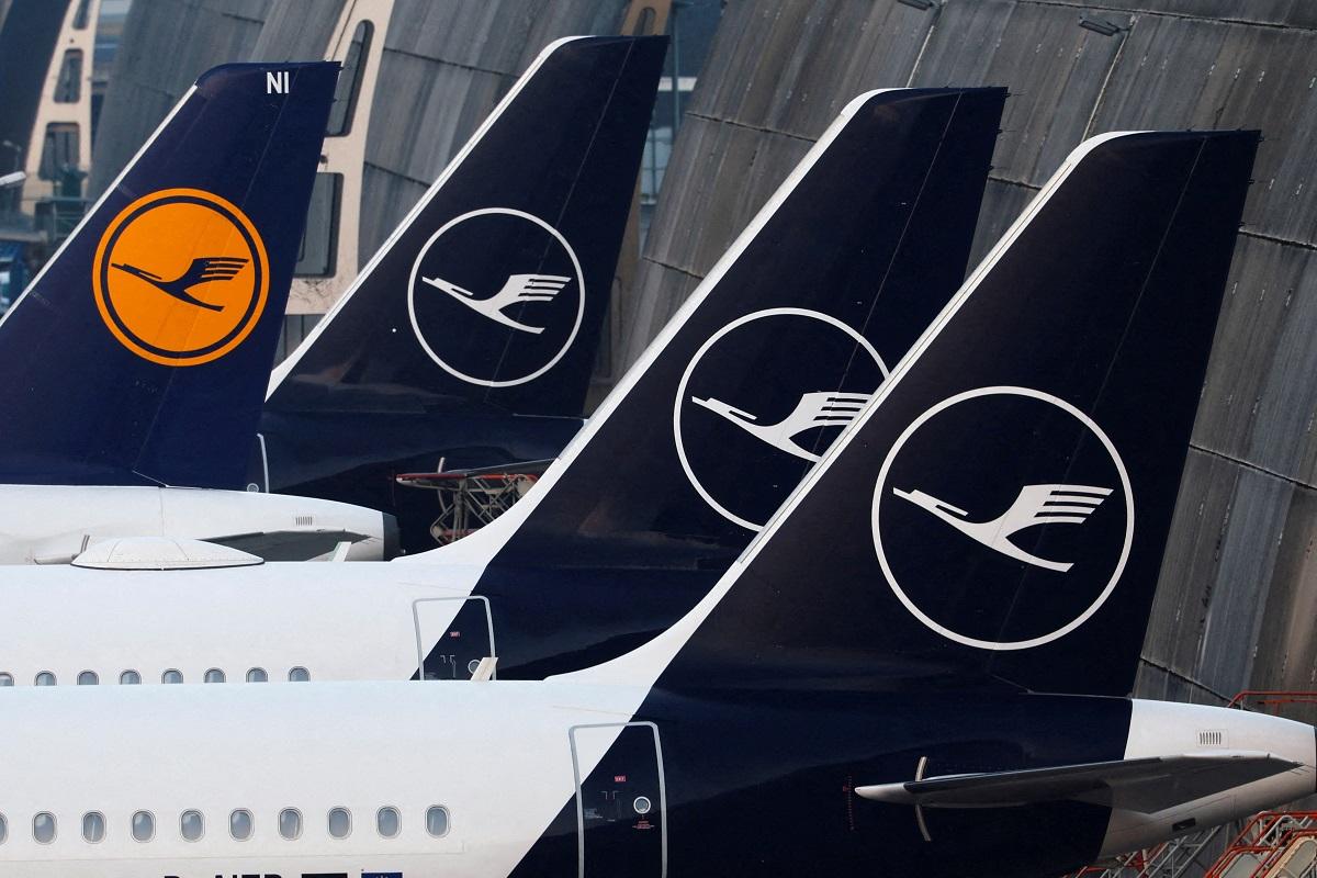 Hundreds of Lufthansa flights cancelled in Germany as pilots, cabin crew walk out