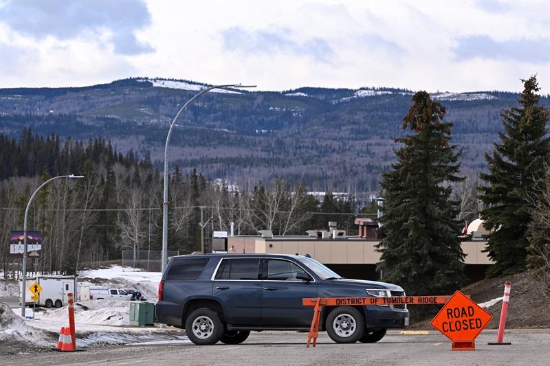 Canadian school shooter identified as 18-year-old woman with mental health issues