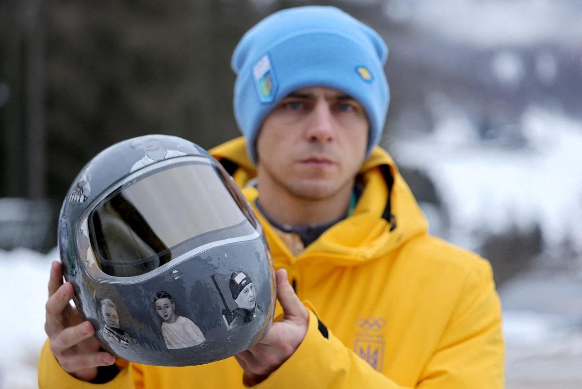 Ukrainian Olympian disqualified for helmet depicting war dead