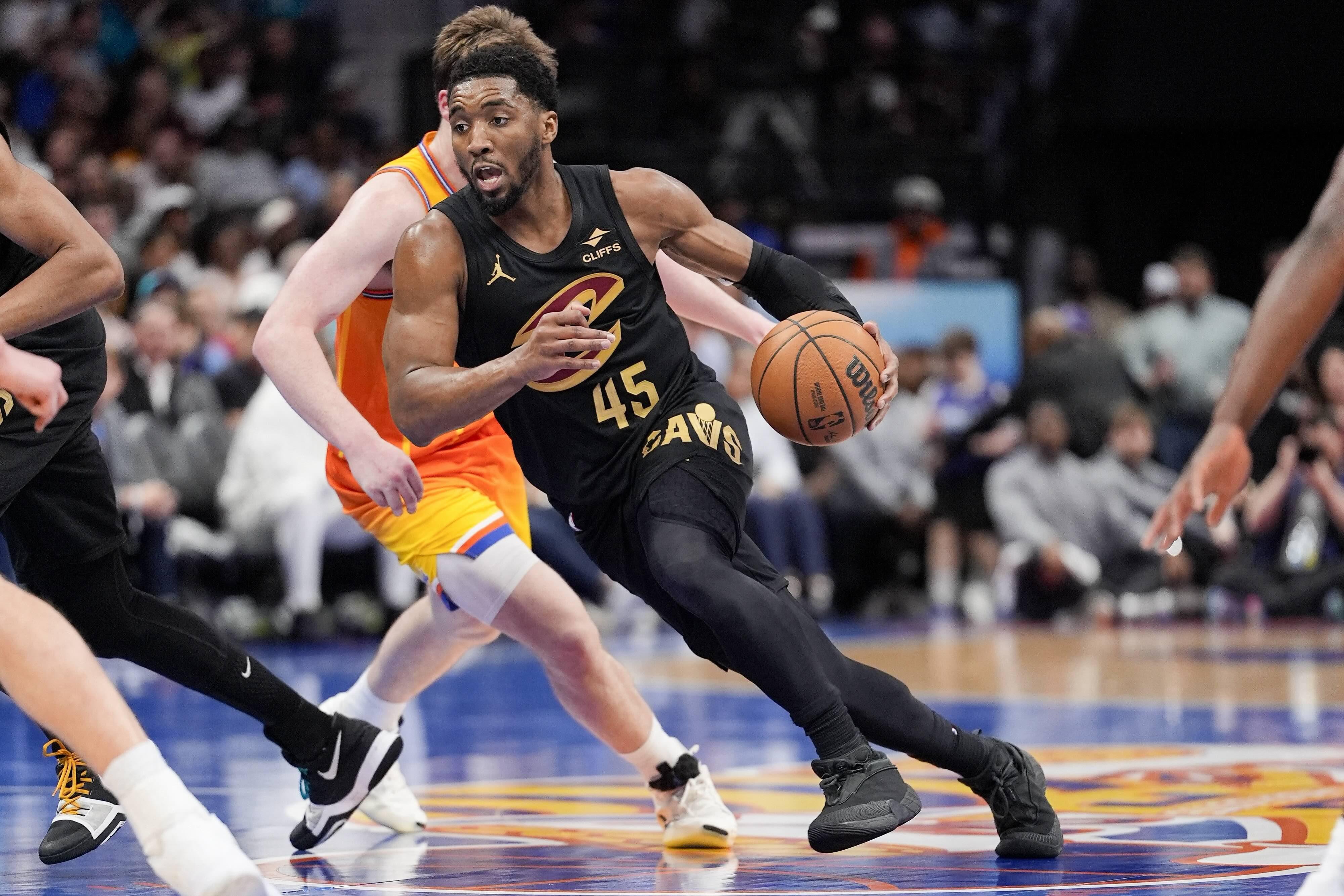 NBA: Cavaliers hold off Hornets, run winning streak to 7