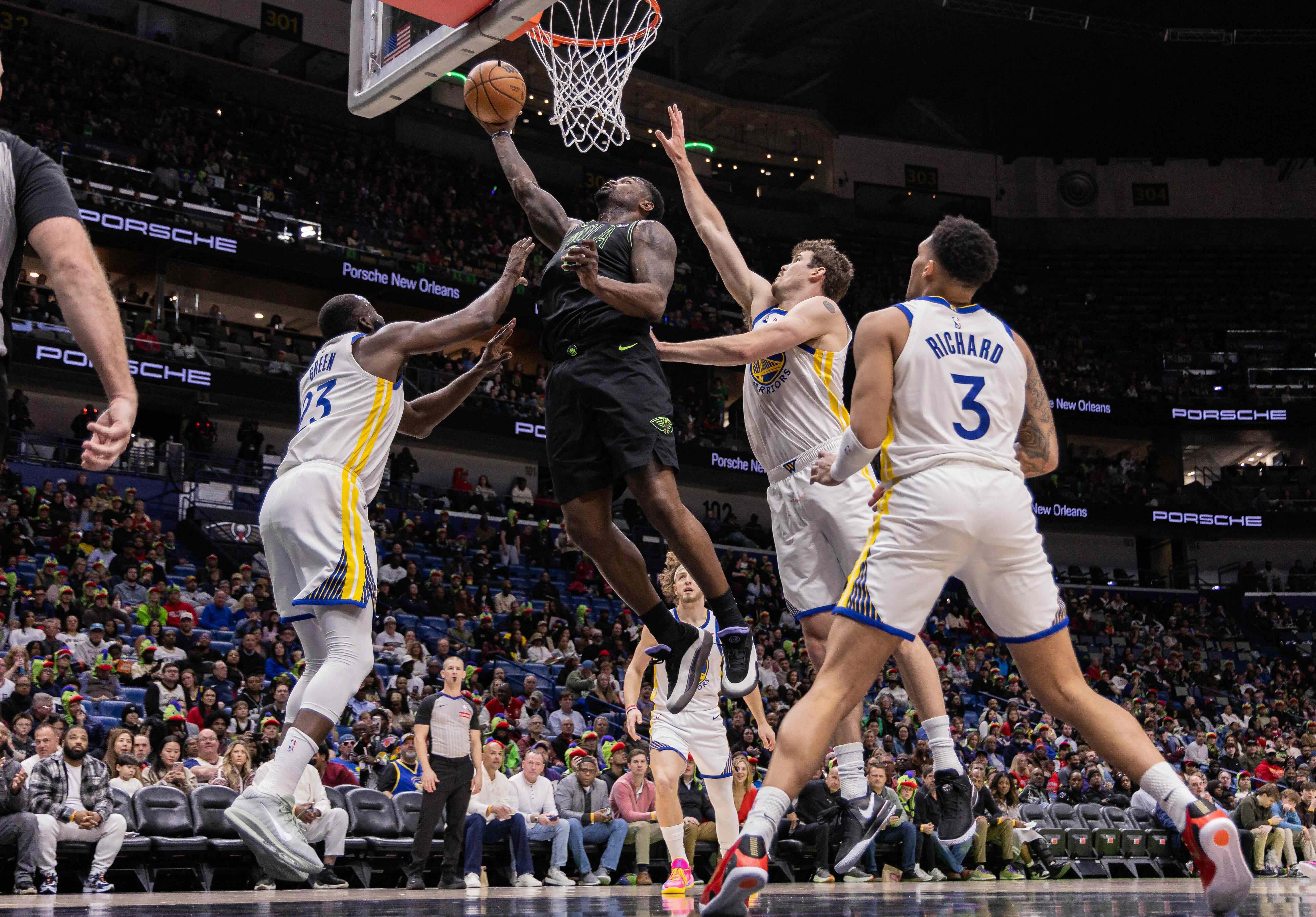 NBA: Pelicans withstand late Warriors push behind Zion Williamson's 26