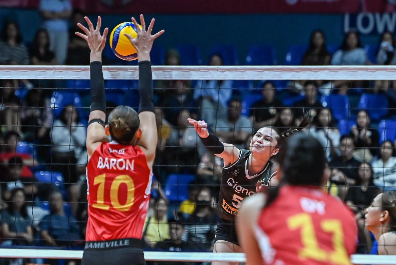 PVL: Cignal sweeps erstwhile unbeaten PLDT to claim solo top spot in All-Filipino Conference
