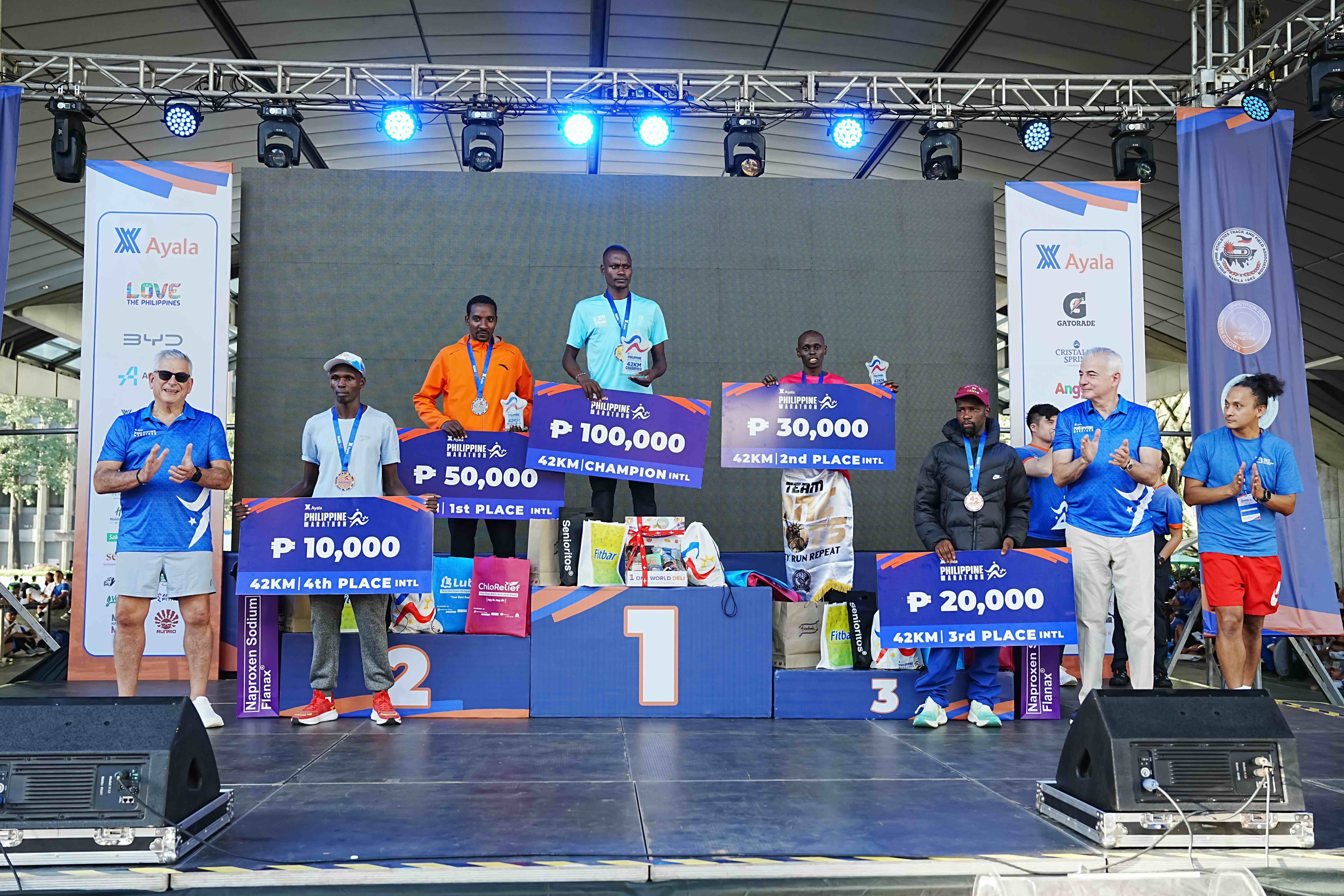 International runners dominate Ayala Philippine Marathon