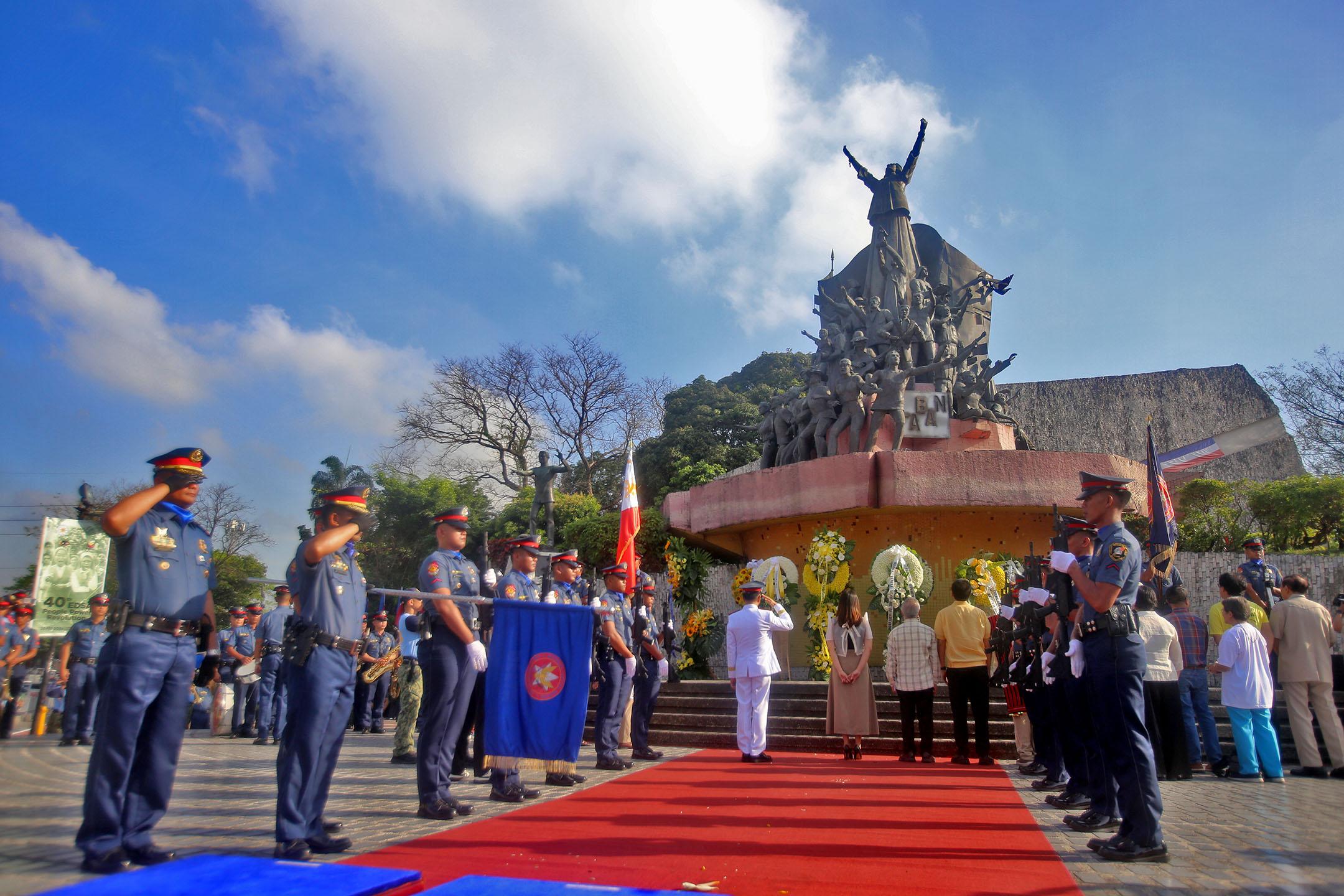 40 years on, EDSA rites draw smaller crowds but 'officially' recognized -- historian