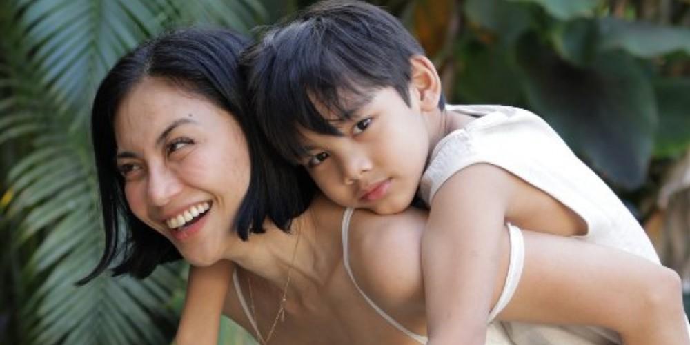 Gee Canlas says she is focusing on self-love, being a solo parent to ...