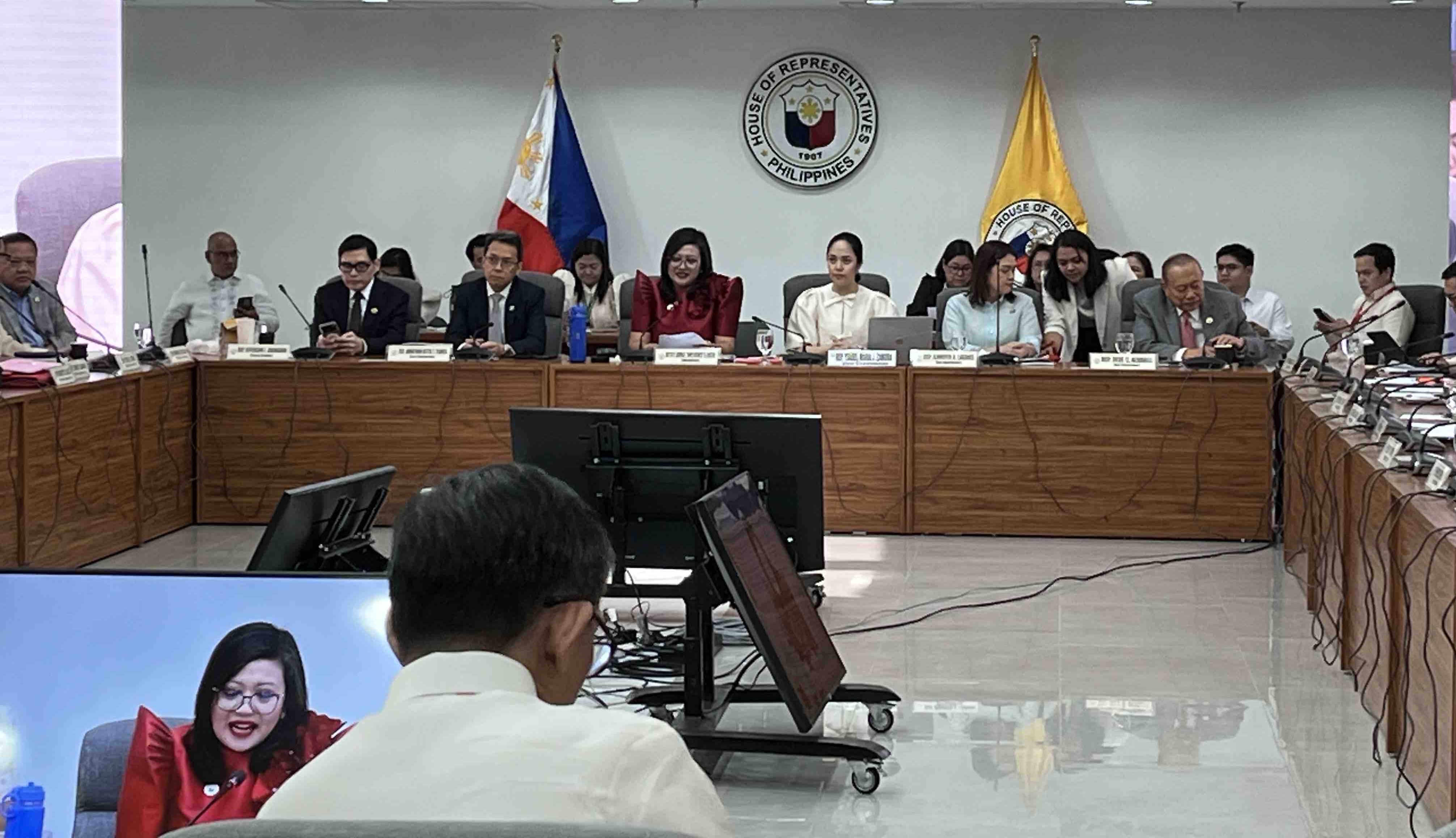Two impeach raps vs. Marcos sufficient in form —House panel