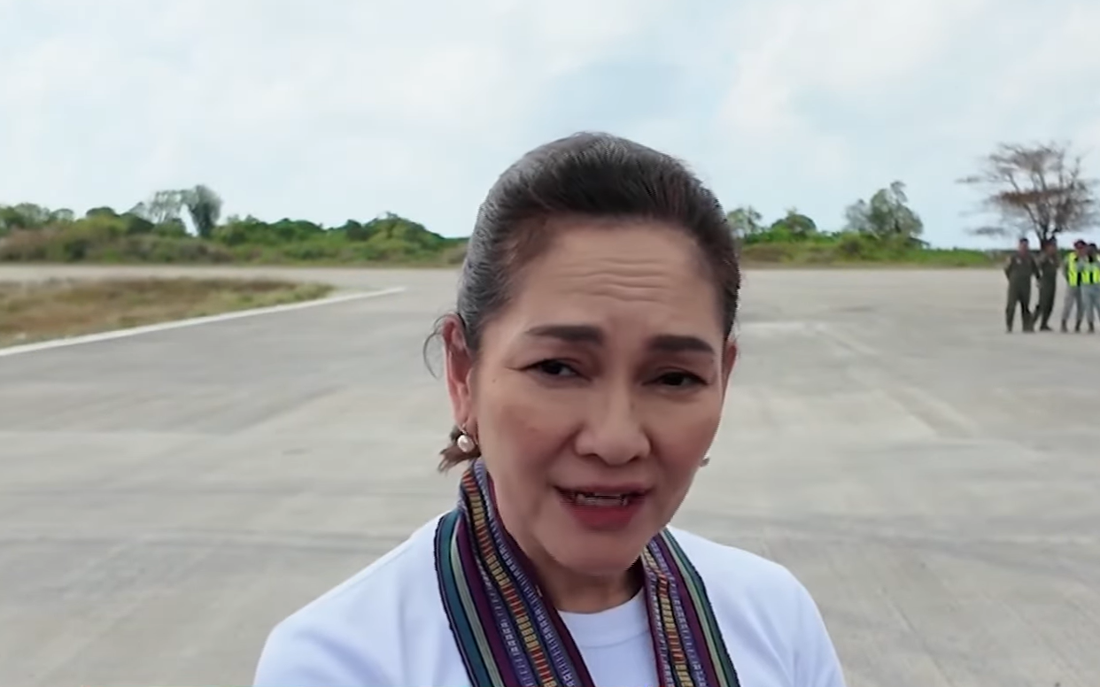 'Welcome to China" greeting irks Hontiveros during Kalayaan visit