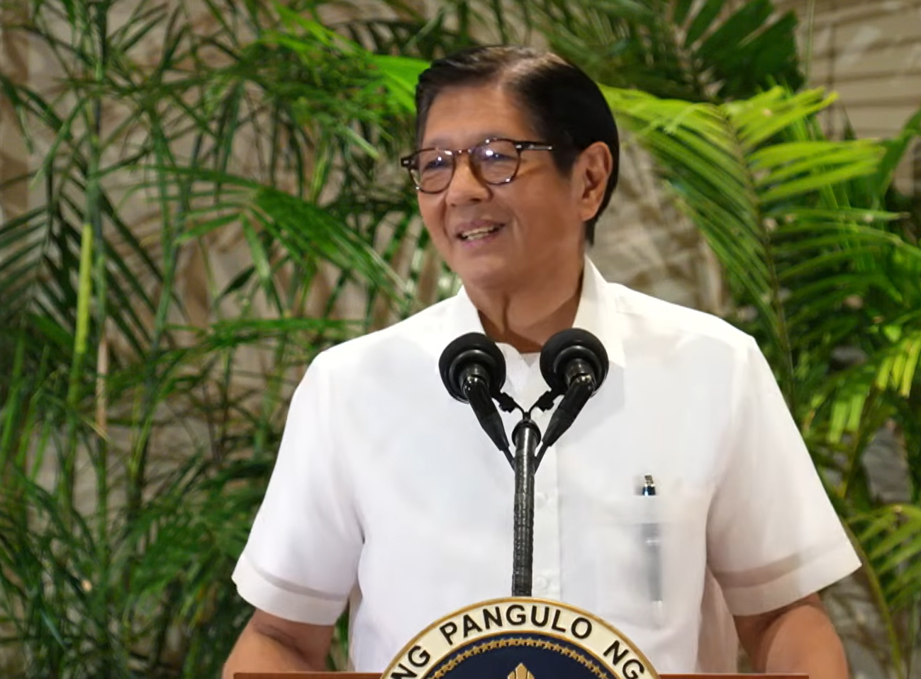 Marcos is 'healthy": Palace denies another hospitalization rumor