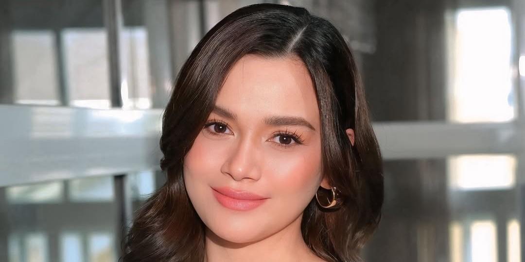Yasmien Kurdi suffers minor fall down stairs