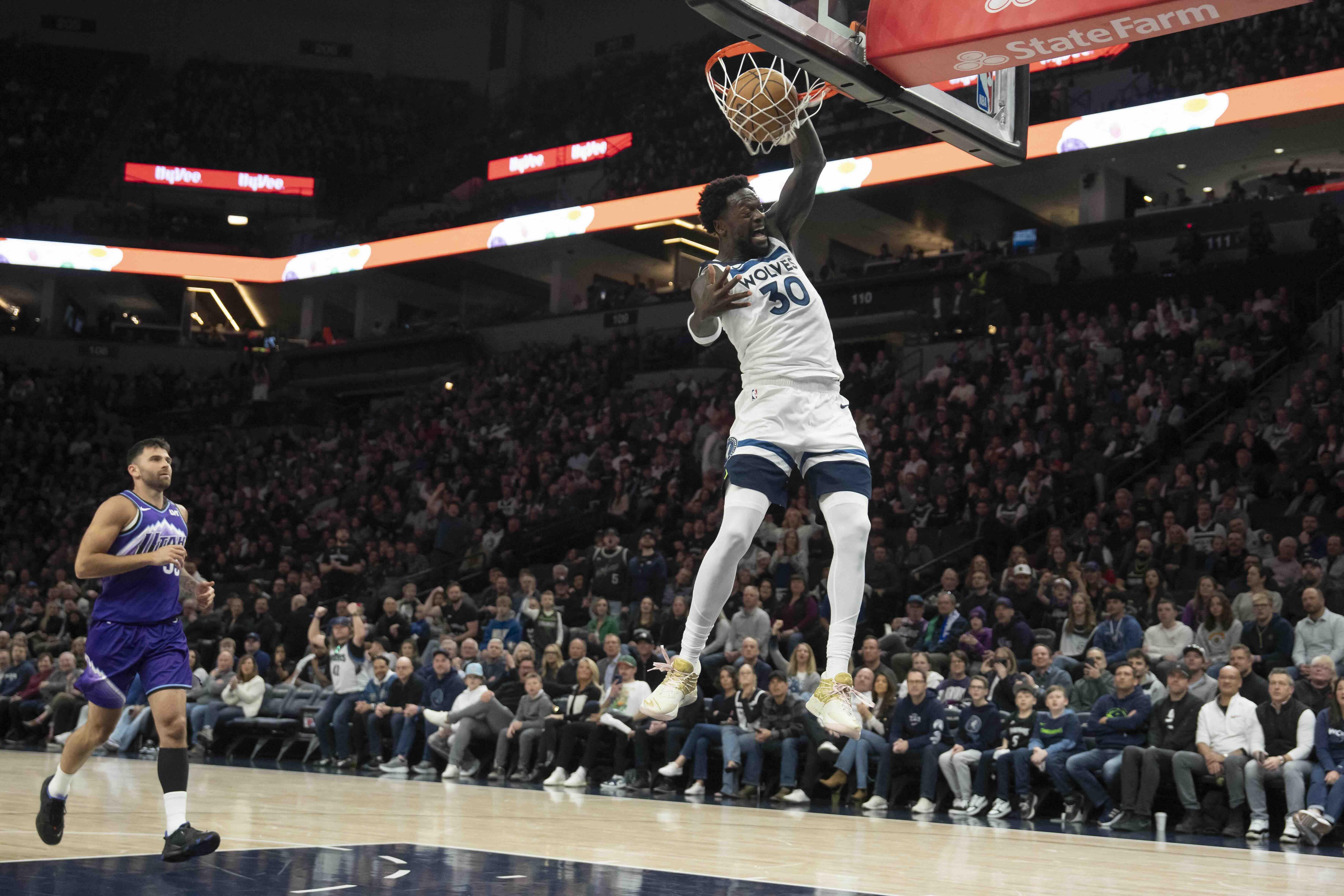 NBA: Timberwolves dismantle Jazz with 2nd-half outburst