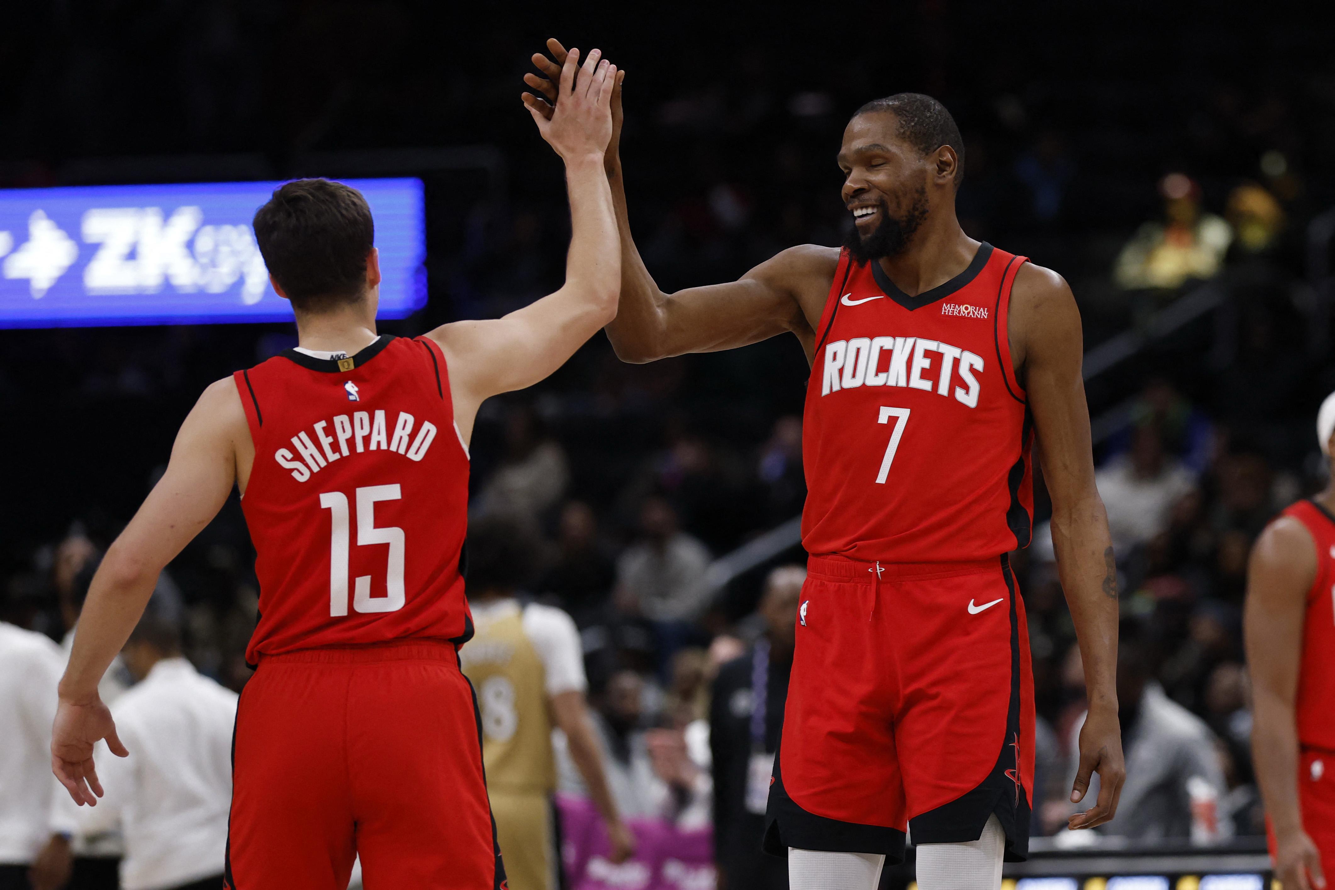NBA scores today: Rockets vs Wizards, Clippers vs Warriors, and other games