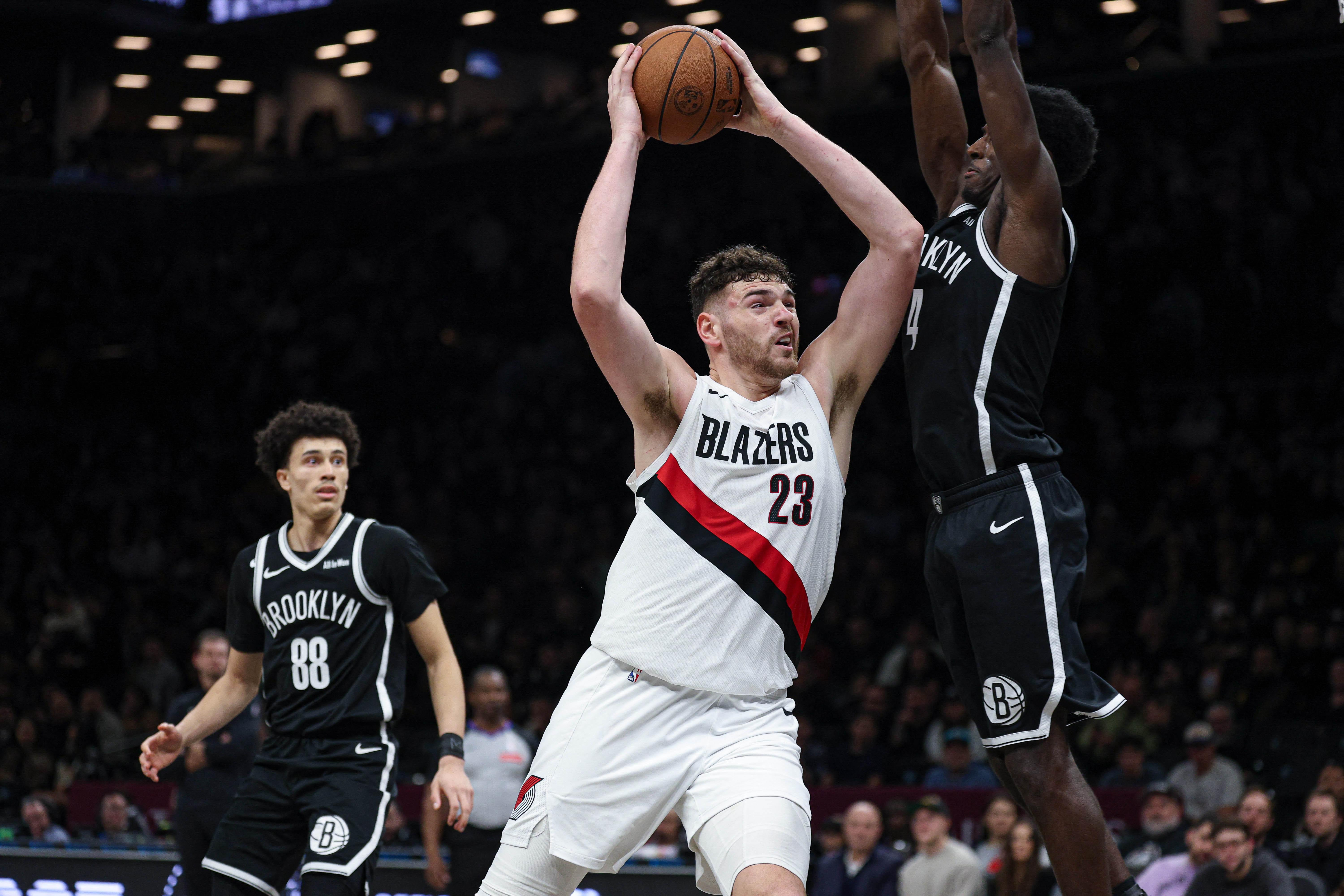 NBA: Blazers cruise to wire-to-wire win over floundering Nets