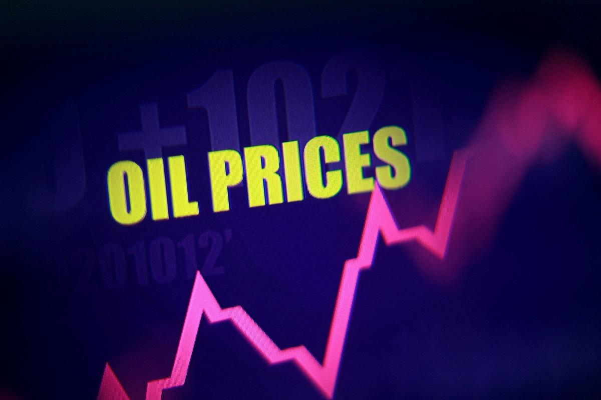 Brent around $104 as oil prices remain 40% up from pre-conflict levels