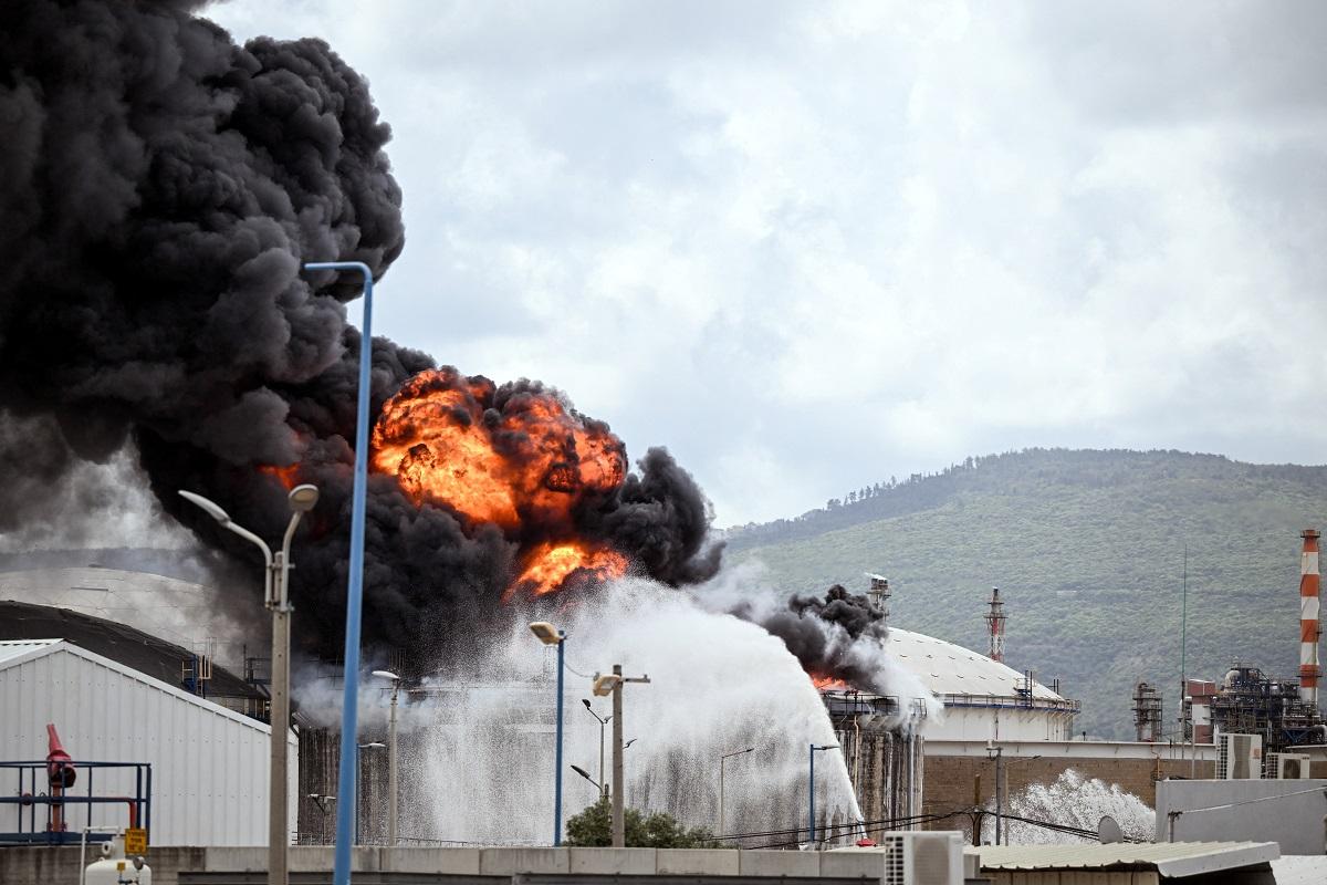 Iran calls US peace proposals ‘unrealistic,’ oil rises amid new missile strikes