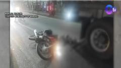 Rider, patay nang matumba ang sinasakyang motorsiklo at magulungan ng truck