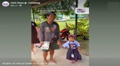 Batang dumalo sa kaniyang moving-up ceremony, proud na sinamahan ng kaniyang ama na nakayapak