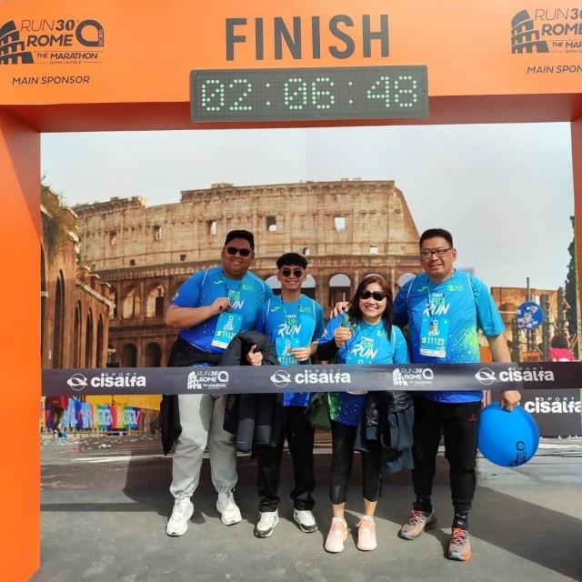 The Cupcupin family at the finish line. Courtesy: Cupcupin family