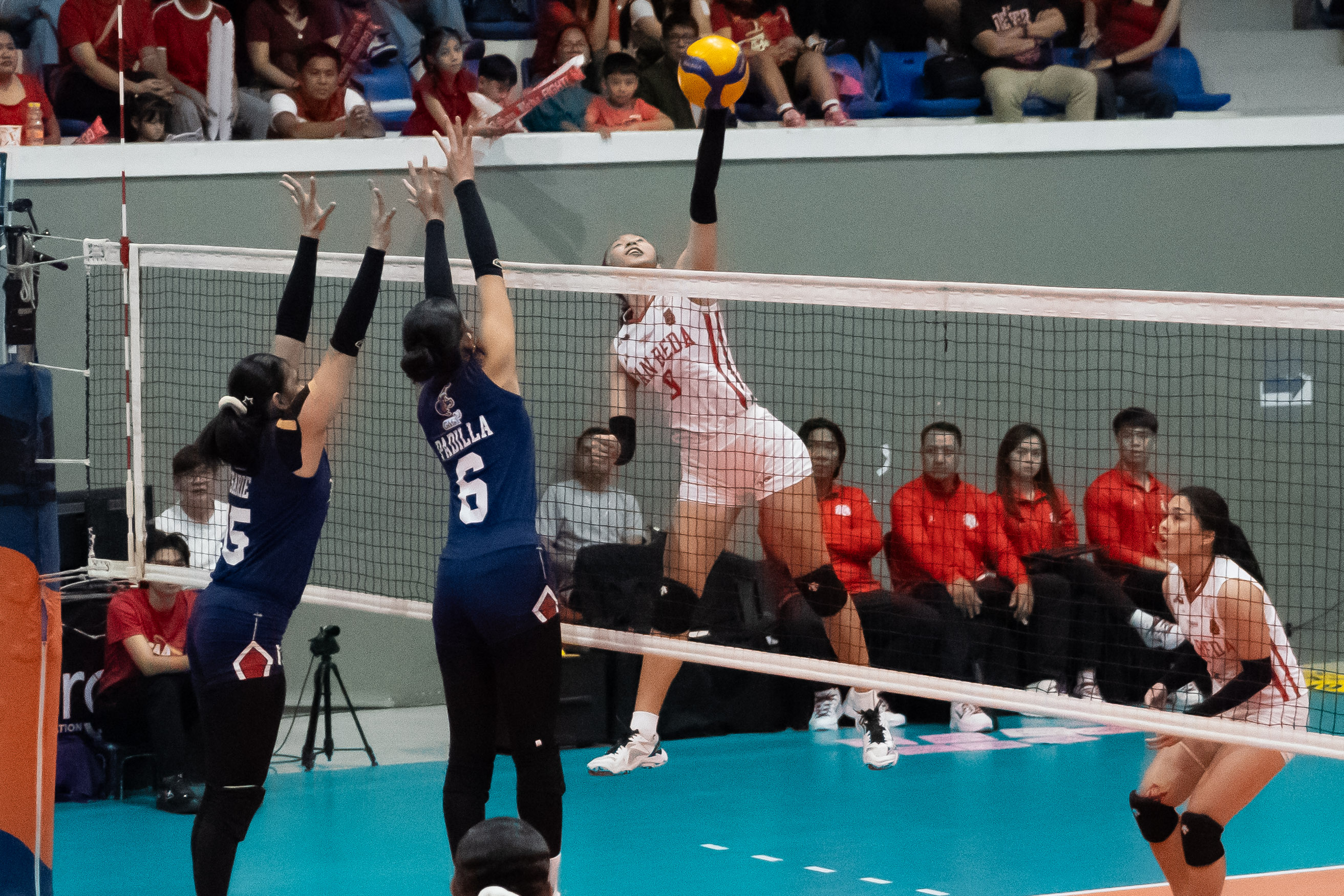 NCAA San Beda snaps Letran’s 15-game streak to force Game 3 