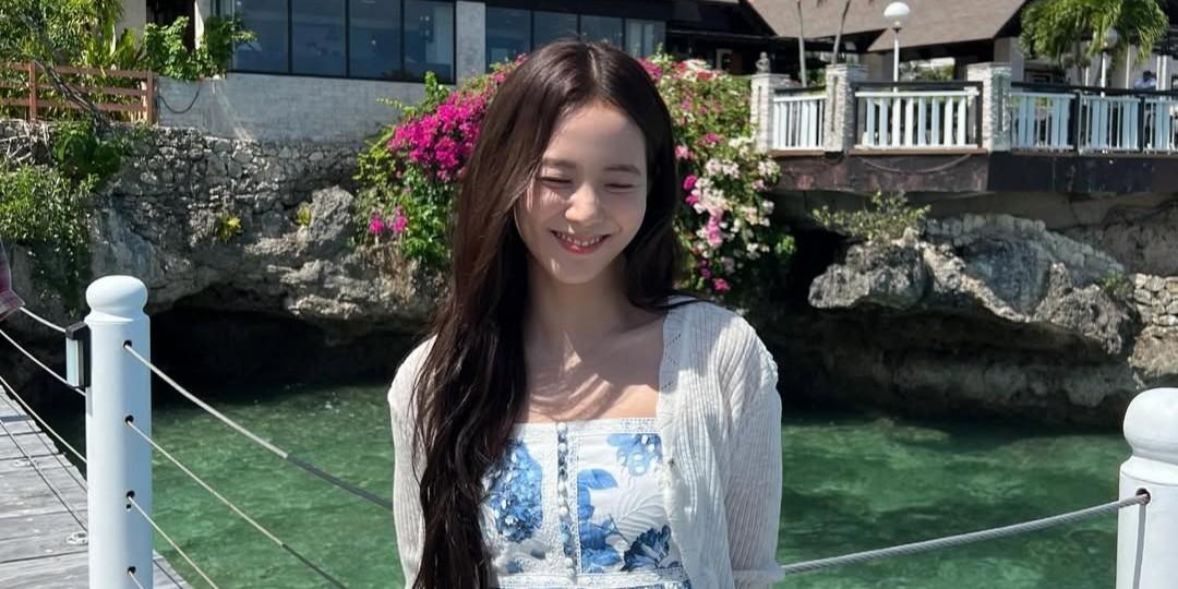 Blackpink’s Jisoo shares photos in Cebu from ‘Boyfriend on Demand’ set