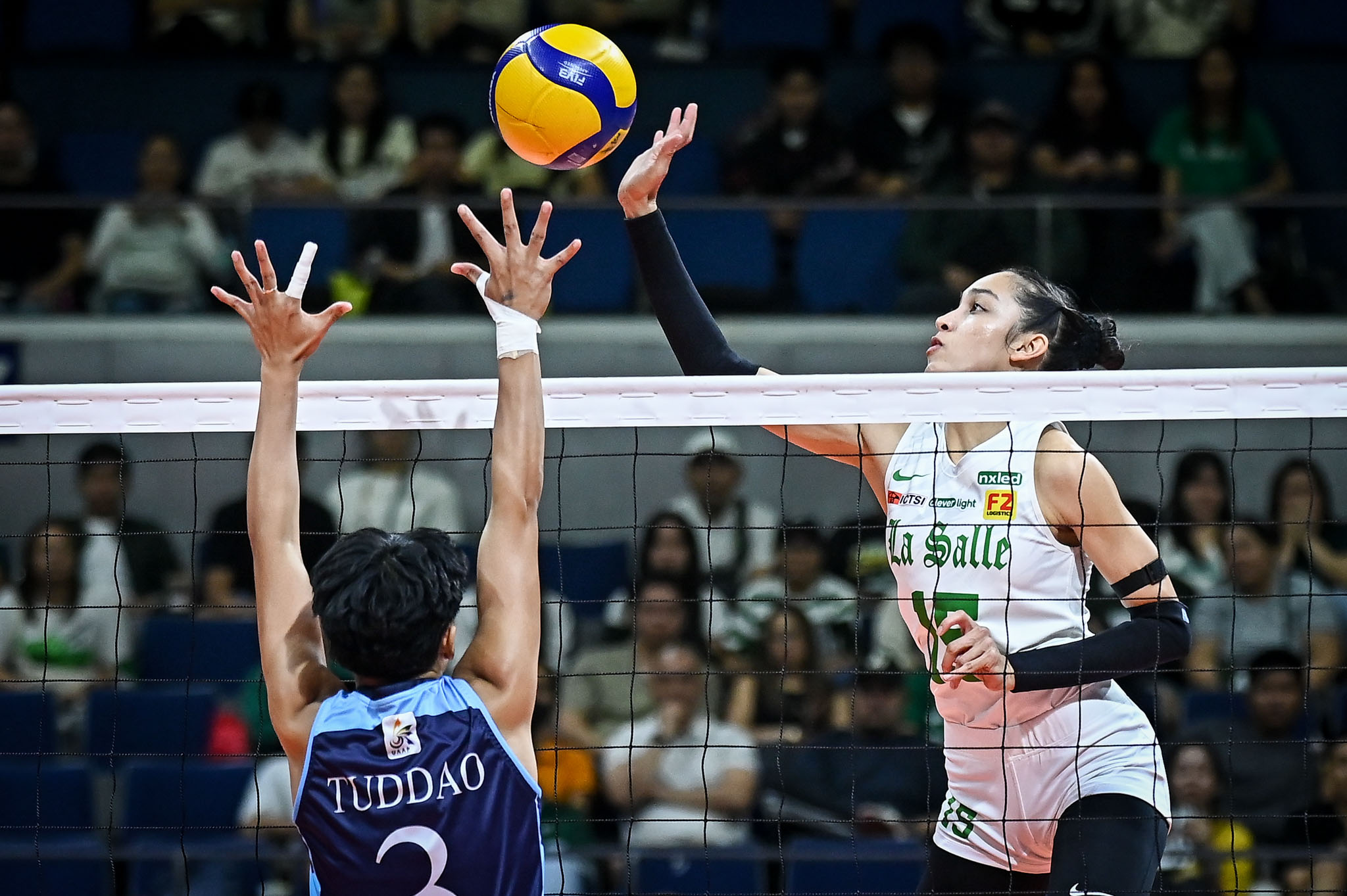 UAAP: La Salle beats Adamson to stay undefeated in eight games