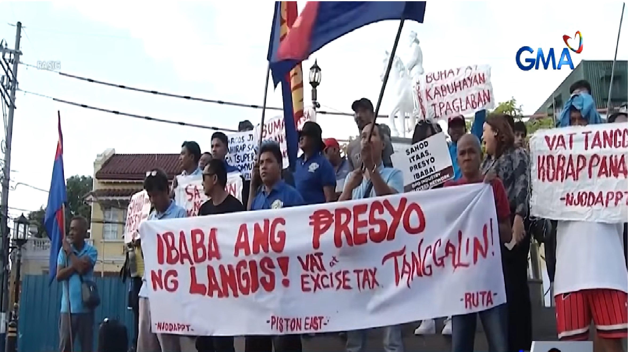 Mga tsuper, masama ang loob sa ‘paasa’ na fare hike