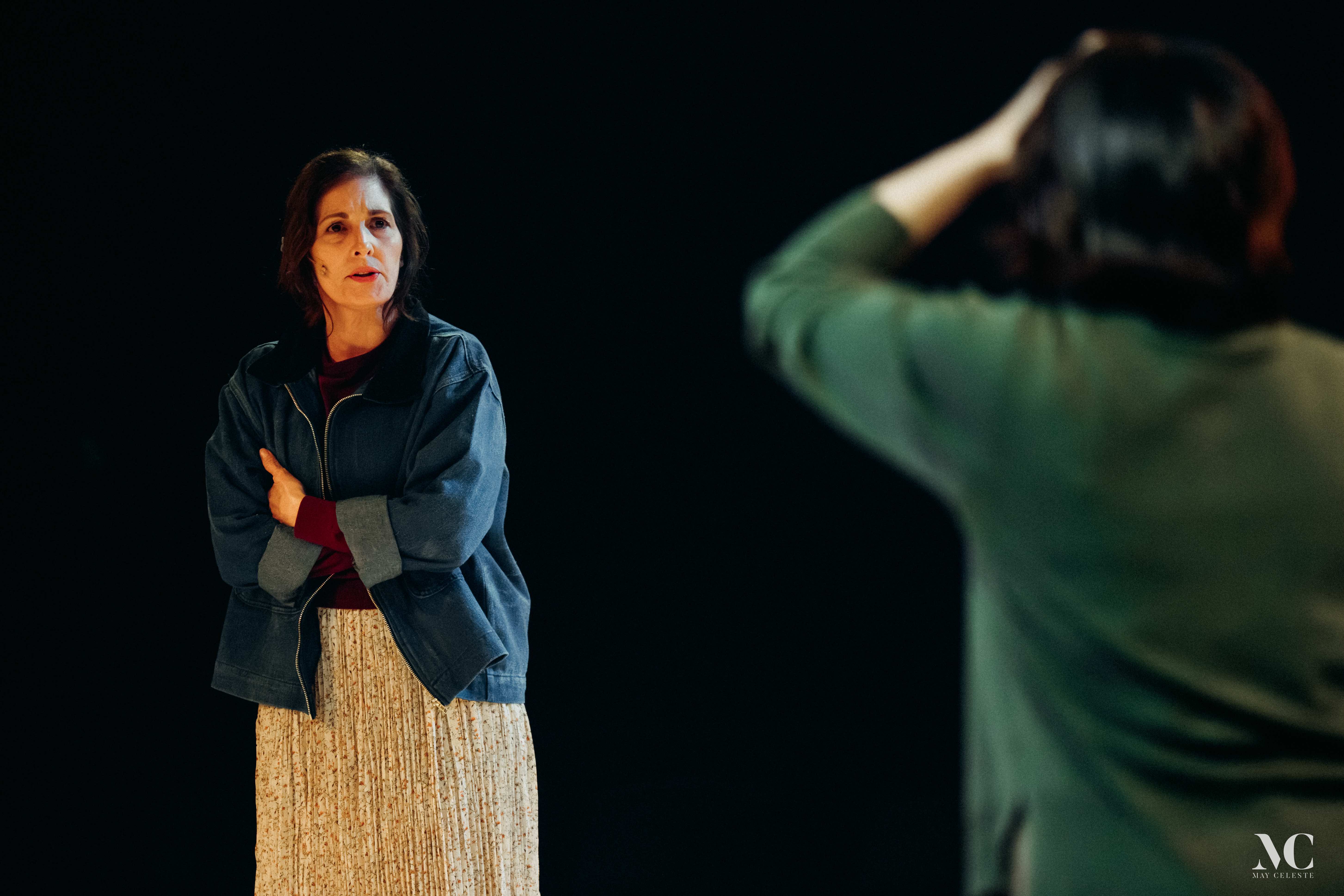 Theater Review: AI thriller 'anthropology' is a moving tale about the human psyche