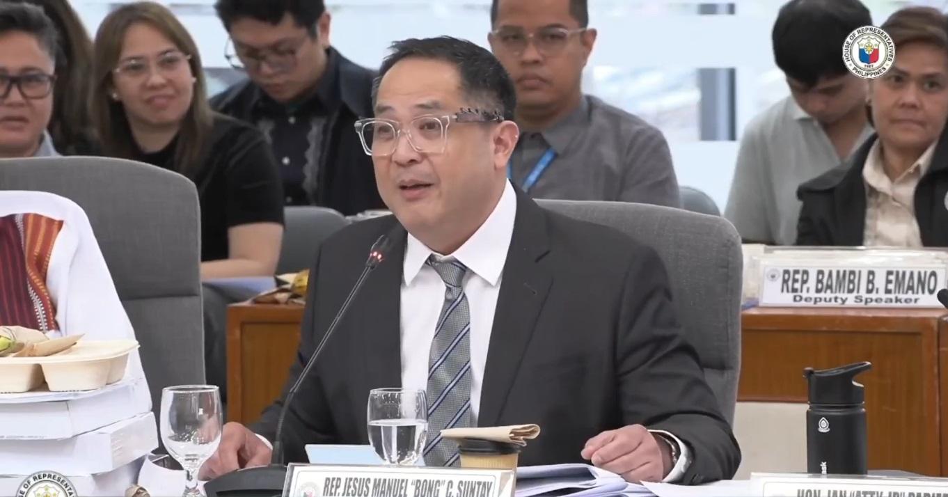 Solon’s ‘offensive’ remark about Anne Curtis stricken from impeachment hearing