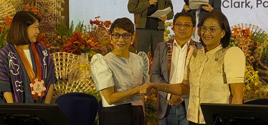 CHED, Landbank partner to provide ATM cards to 2M scholars