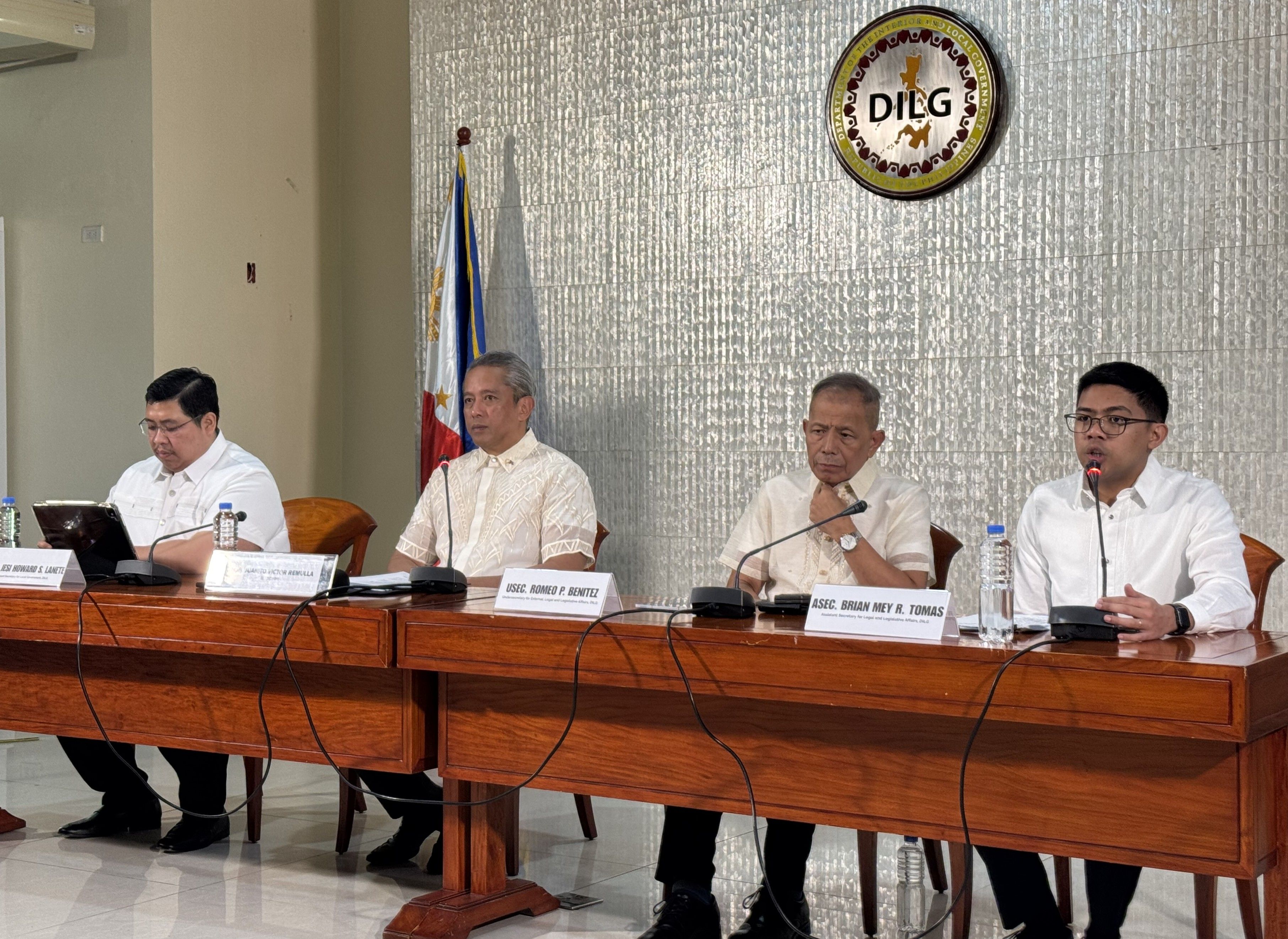 DILG to file complaints vs 45 BFP officials over ‘anomalous’ fire truck deal