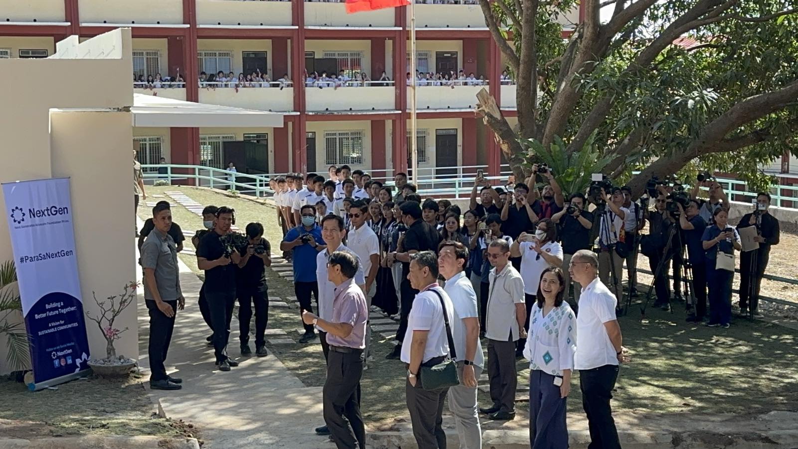 Marcos inspects prefabricated classrooms in Bataan