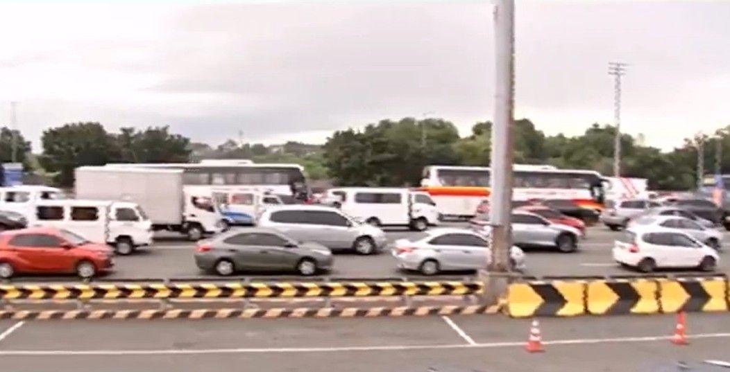 Vehicles on the North Luzon Expressway (NLEX)