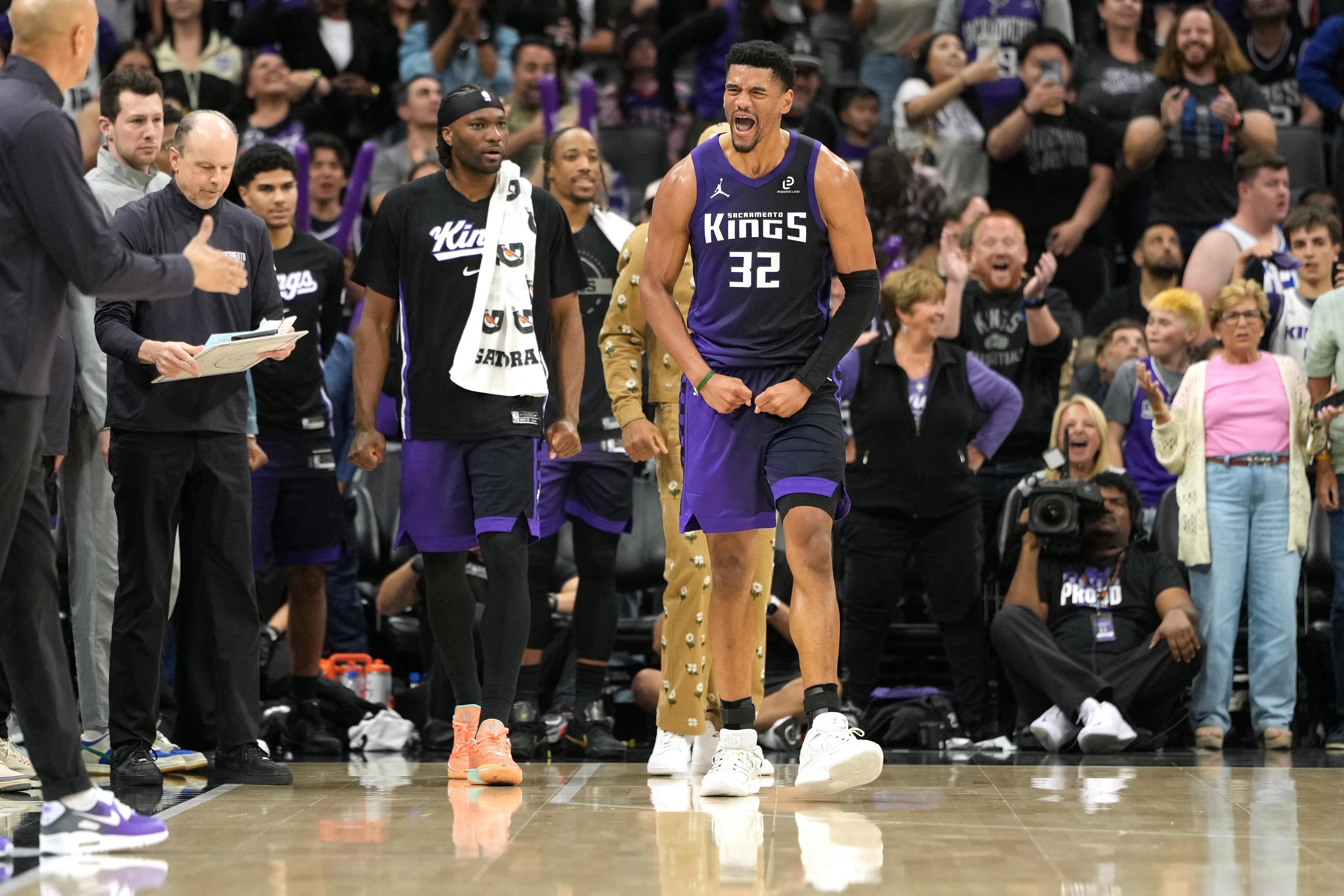 NBA: Dylan Cardwell, Kings reject Pelicans in final seconds