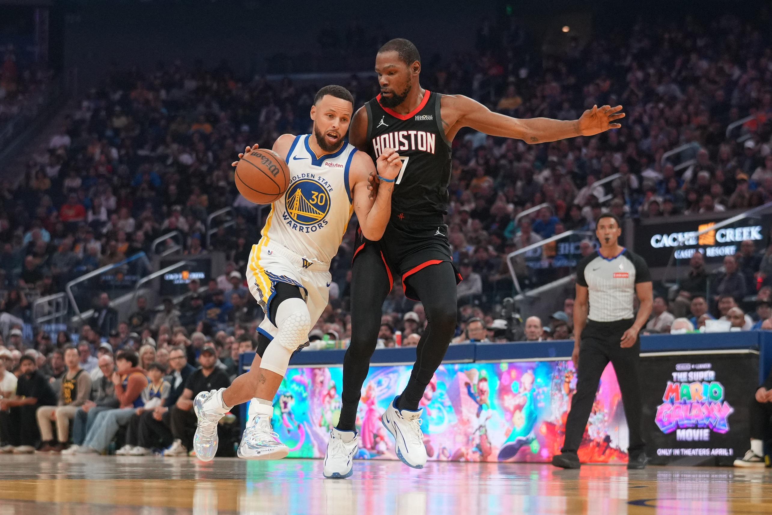 NBA: Warriors’ Stephen Curry vs Rockets’ Kevin Durant