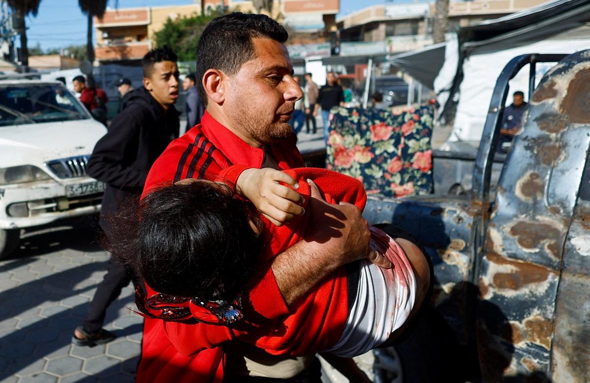 Israeli airstrike kills at least 10 near Gaza school as ceasefire strains